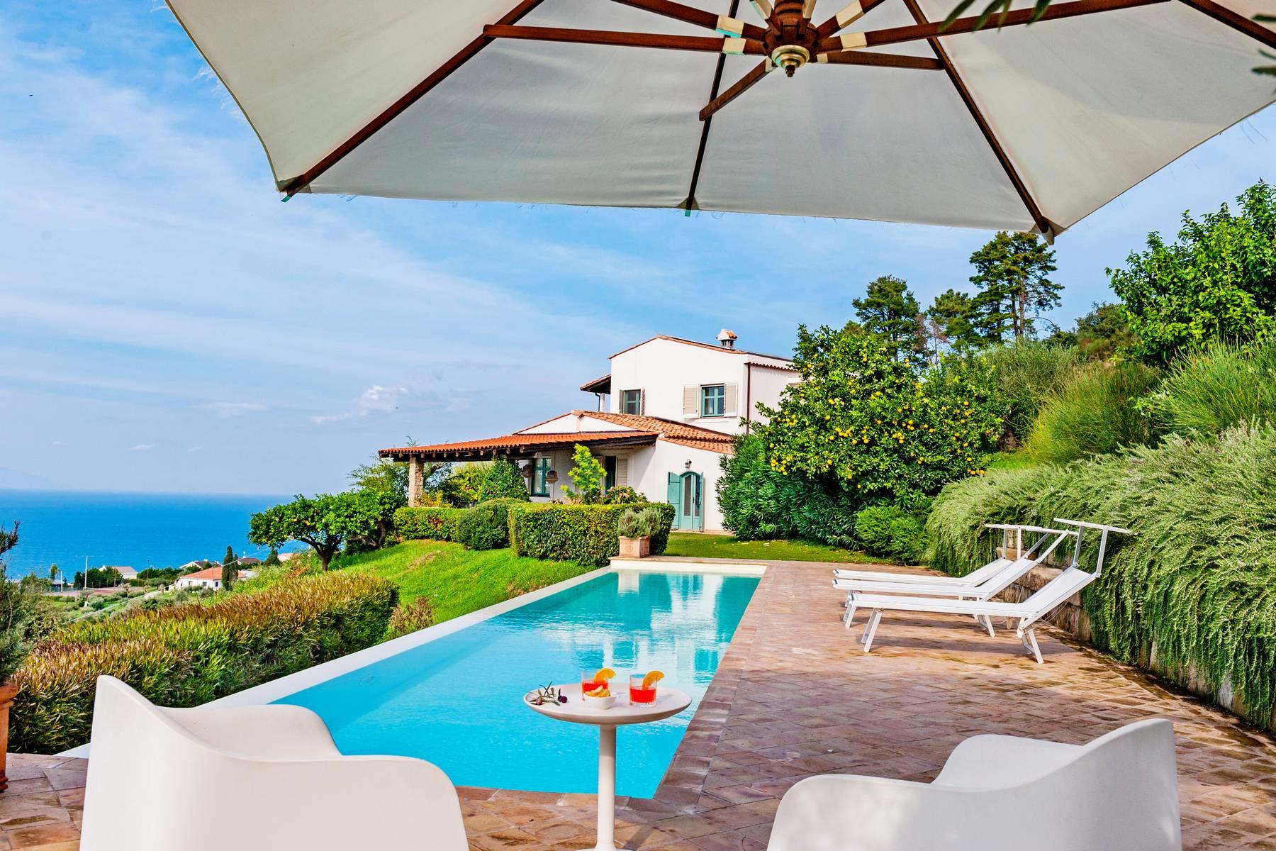 Charming villa with private pool overlooking the Eeolian Islands - 18