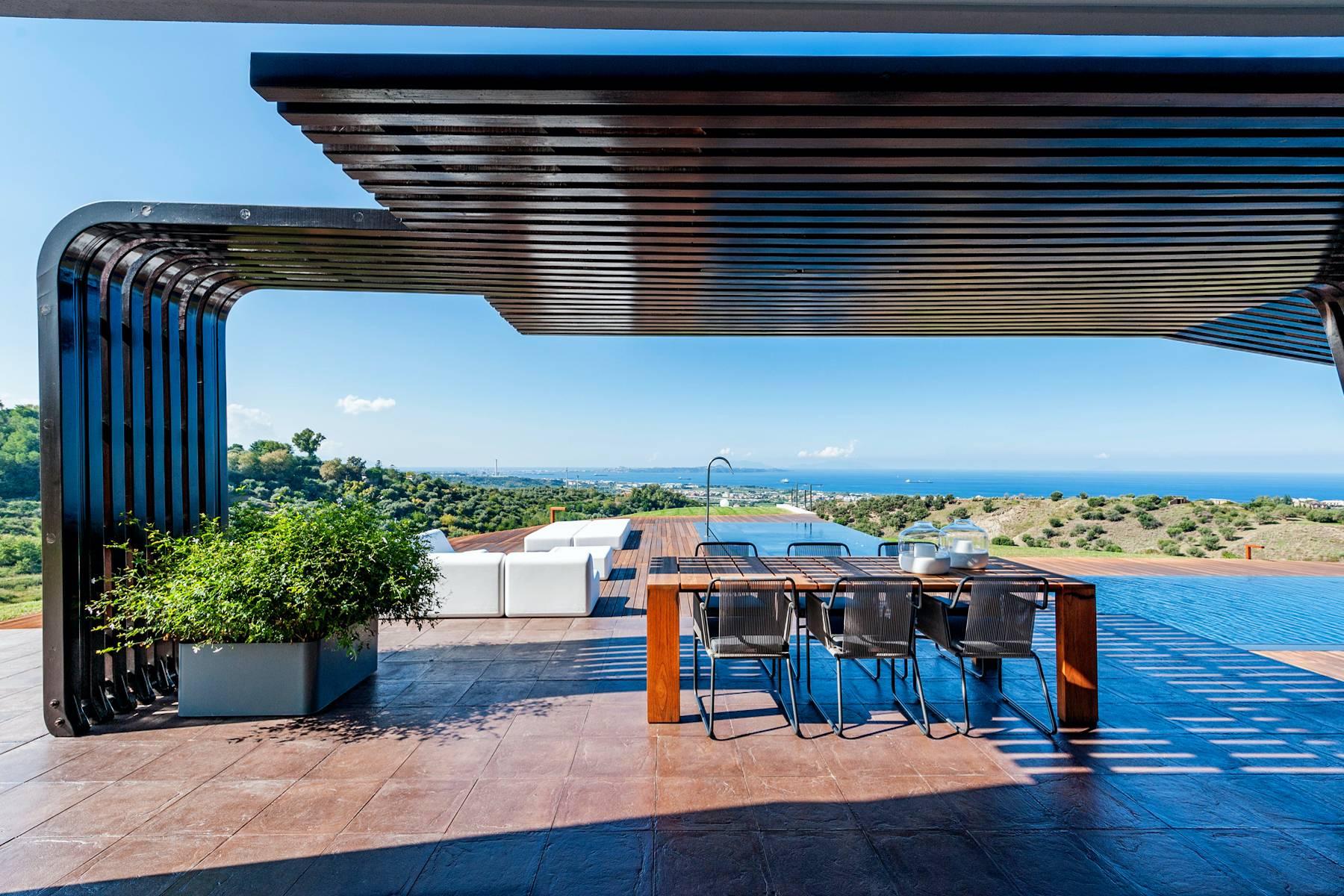 Villa moderne incomparable avec piscine surplombant la mer - 16