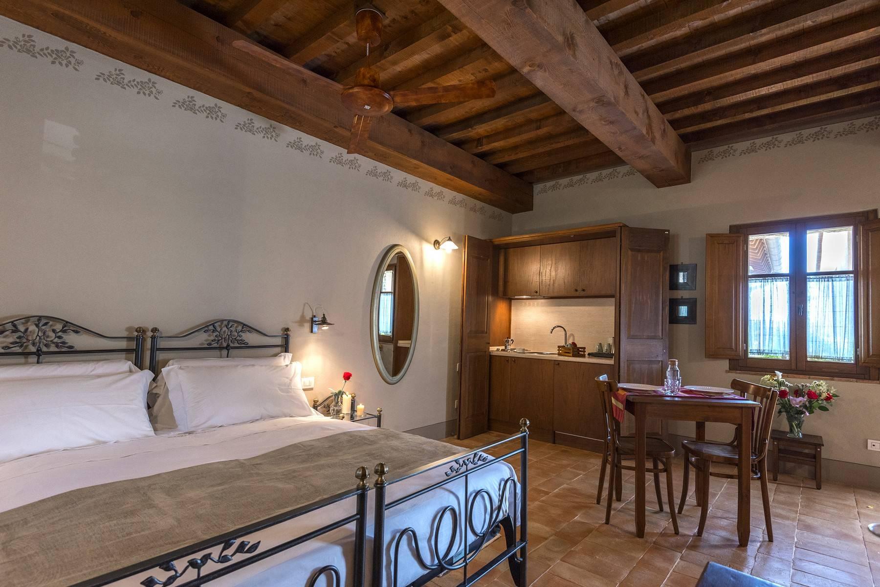 Prestigious residence in the suggestive hills of Val D'Orcia - 21