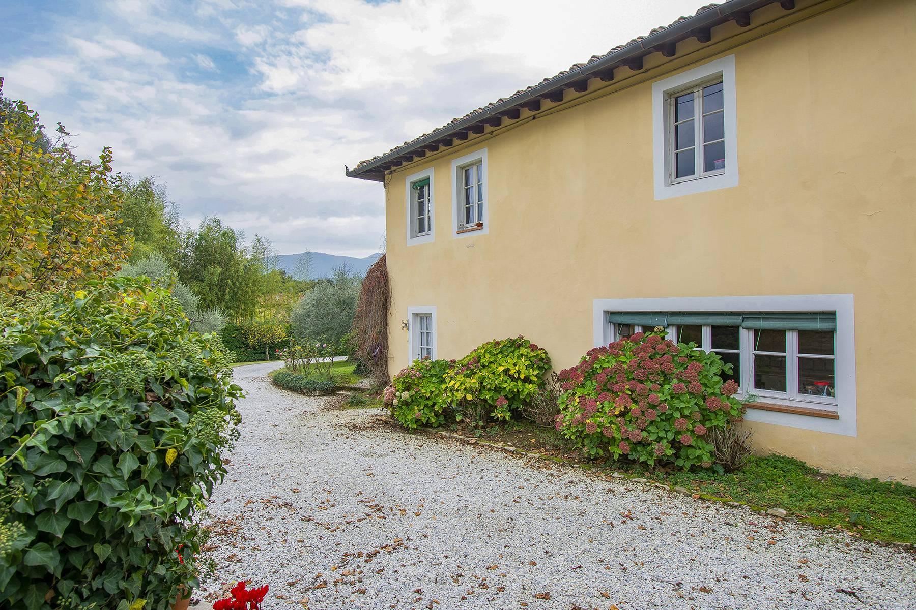 Belle villa de style toscan dans un contexte exclusif et prestigieux - 29