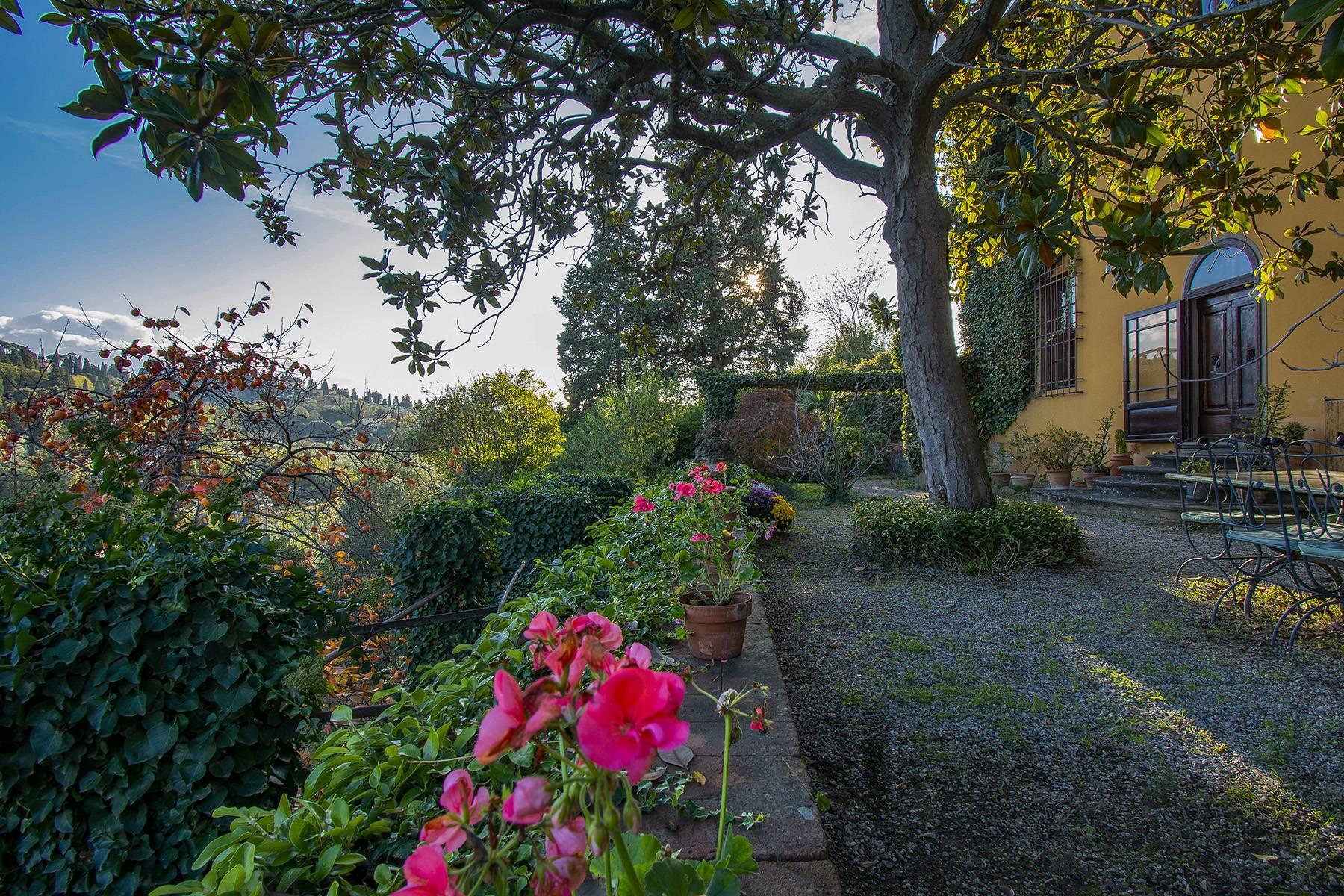 Восхитительная вилла с видом и садом на полпути от кварталов Сан-Никколо и Арчетри - 9