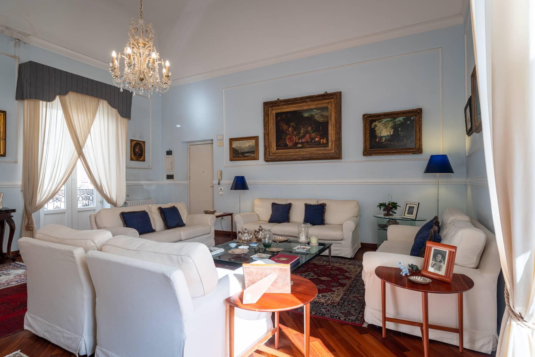 Elegantes Apartment im Palazzo Maletto - 4