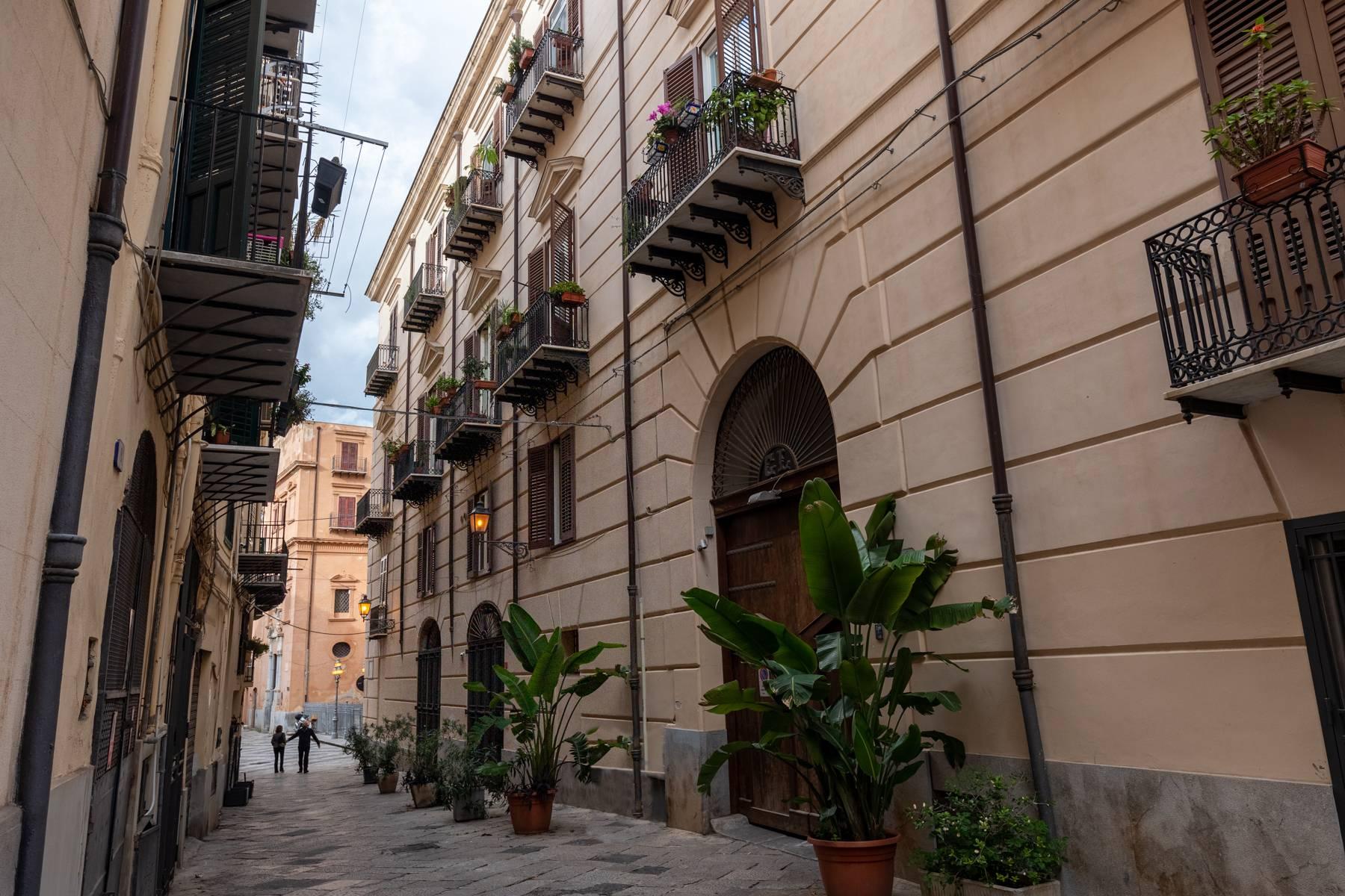 Signorile appartamento dentro Palazzo Maletto - 17