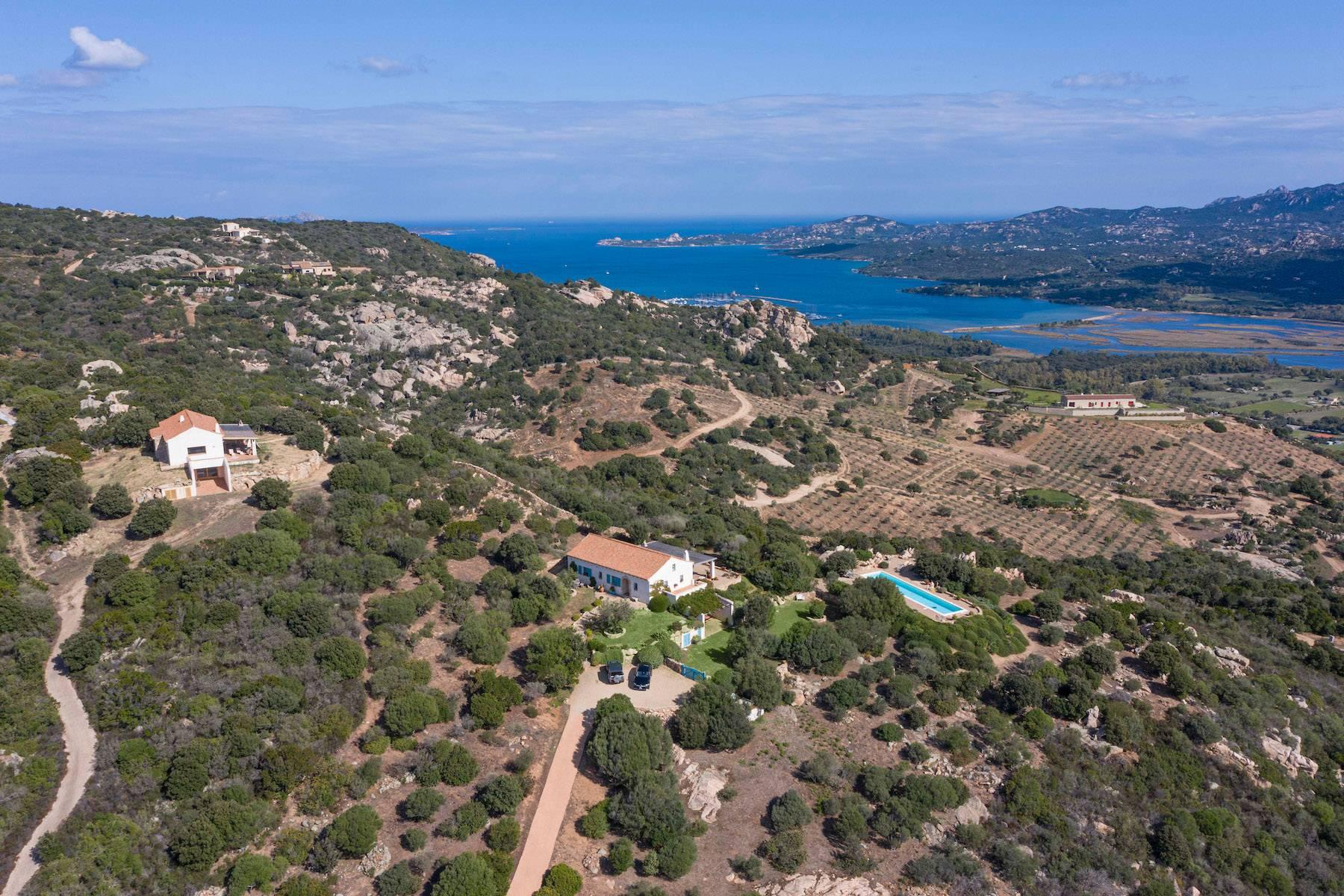 Splendid estate, surrounded by Mediterranean vegetation, overlooking the Gulf of Cannigione - 2