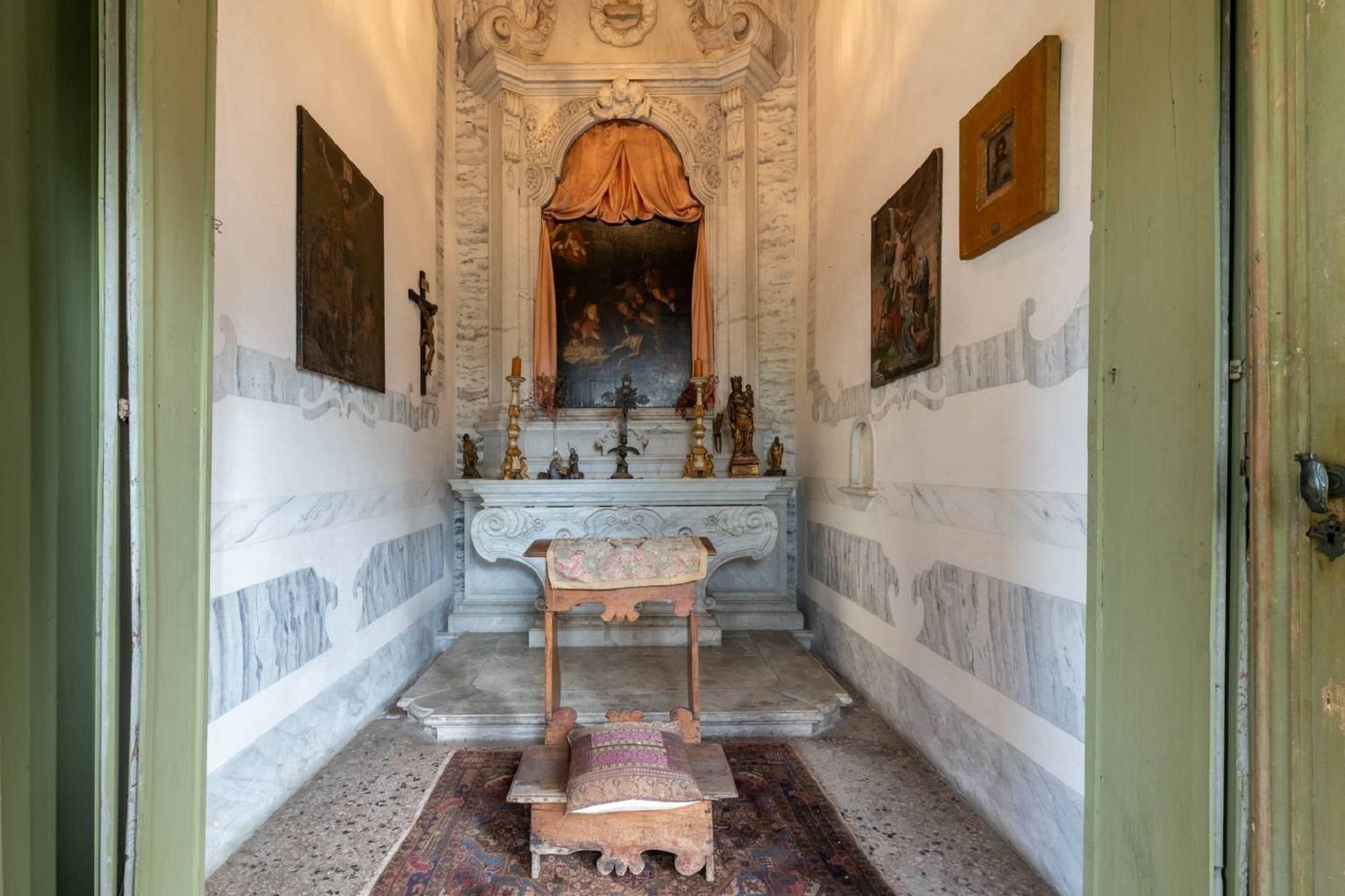 Villa vénitienne avec fresques, tour, barchessa et annexes - 11