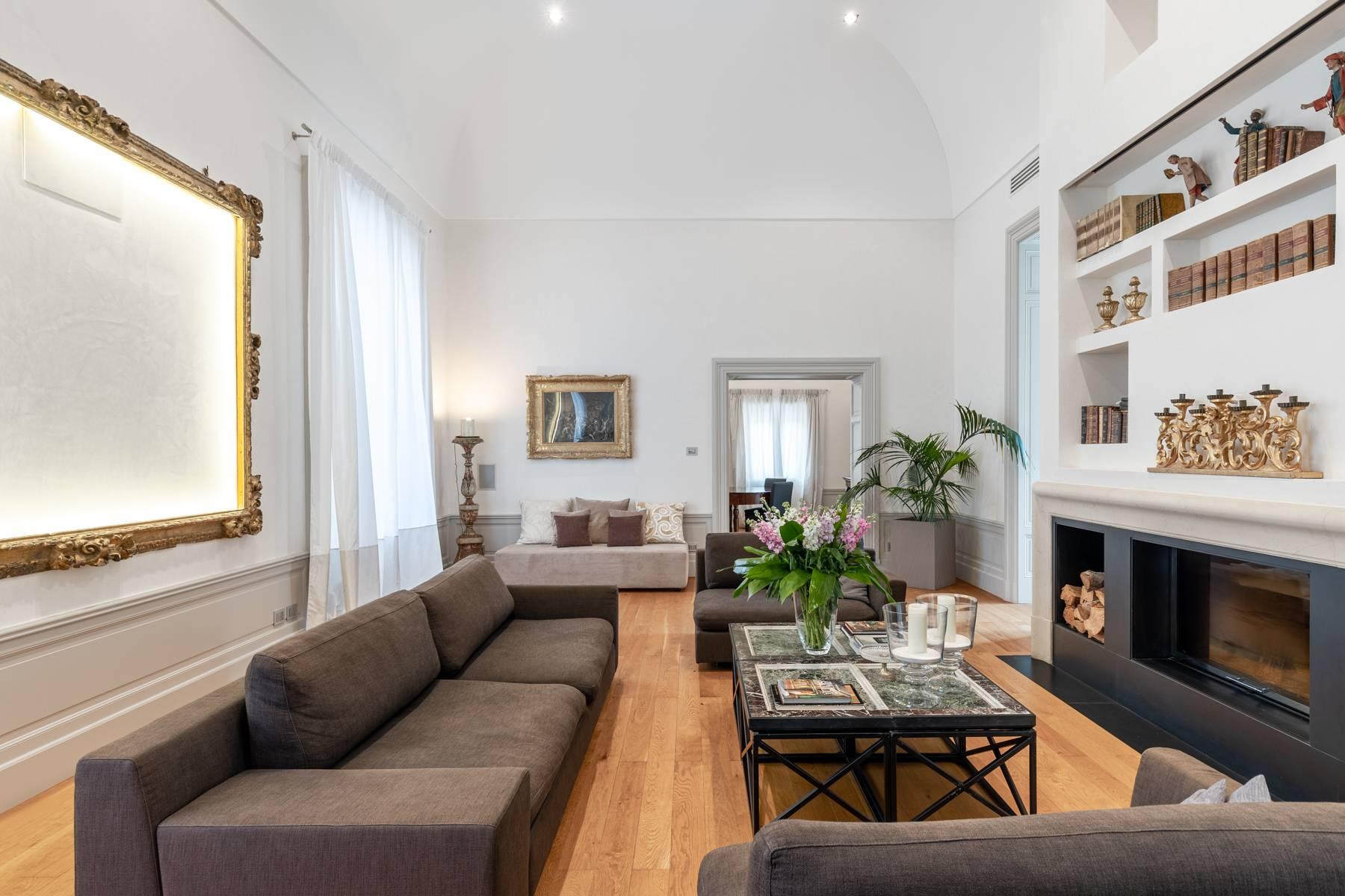 Elegant apartment  at  Palazzo Sambuca - 8