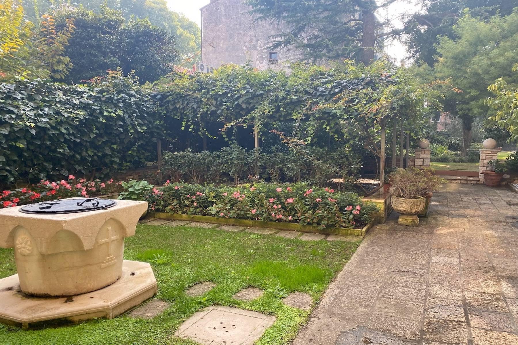 Dorsoduro - Exclusive piano nobile with extensive private gardens - 3