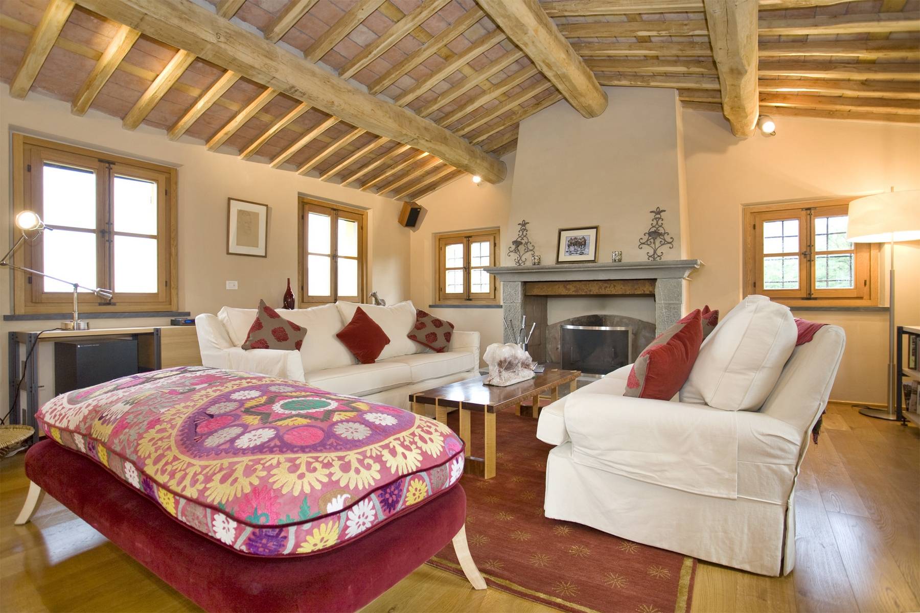 Remarkable luxury villa with olive grove and vineyard in the countryside of Lucca - 13