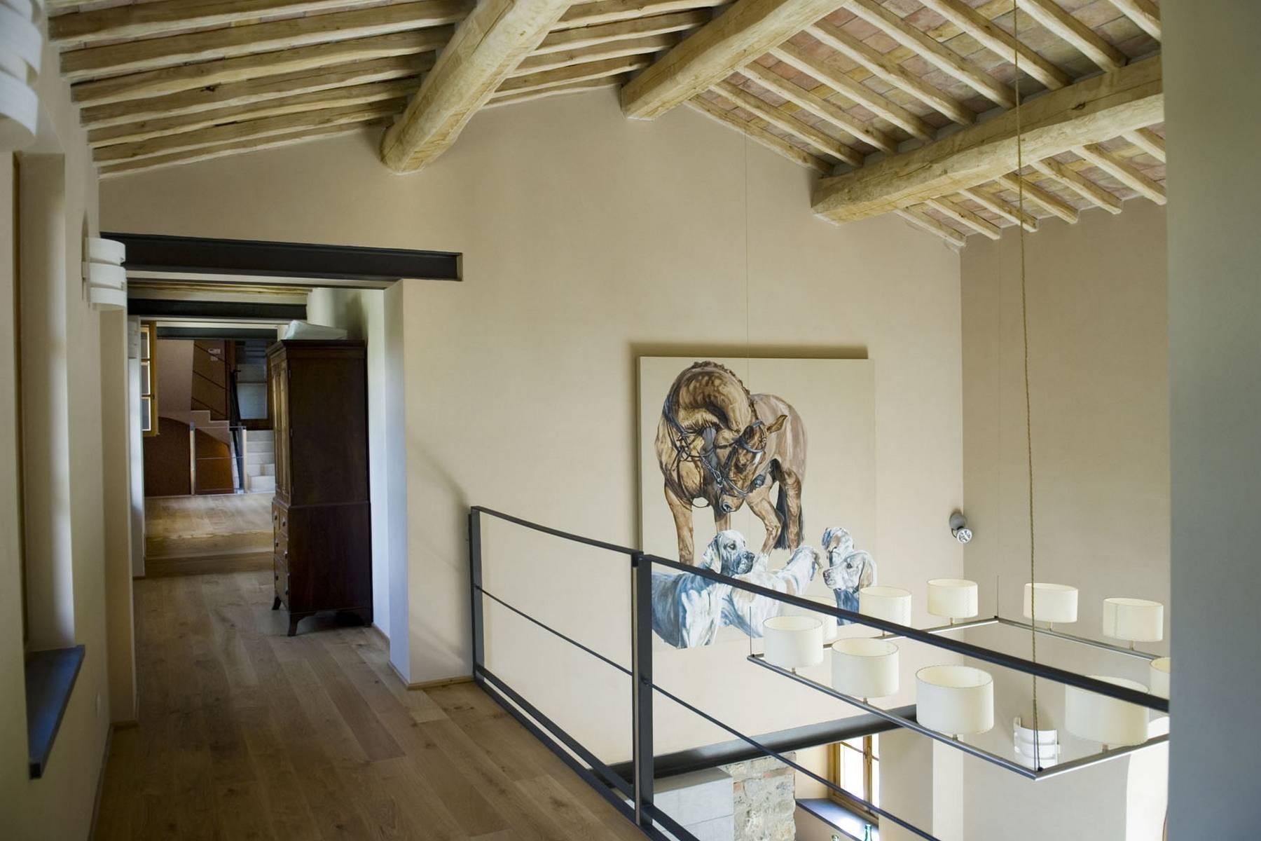 Renommierte Villa mit Olivenhain und Weinberg auf den Hügeln von Lucca - 15