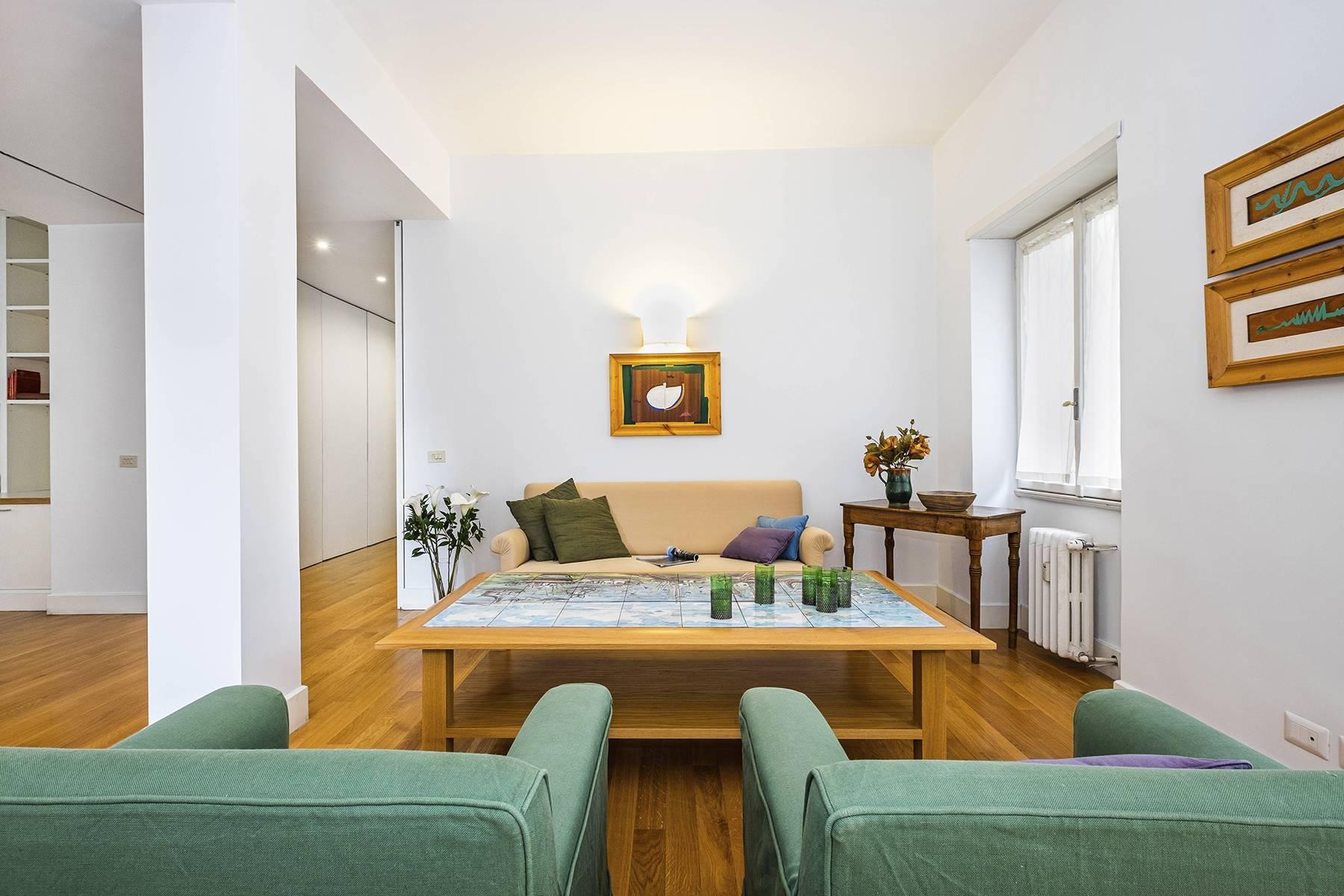 Bright and elegant apartment in the heart of the Parioli neighborhood - 4