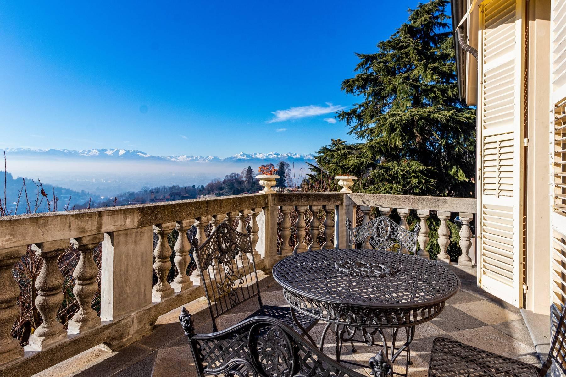 Magnificent historic property in the hills of Turin - 13