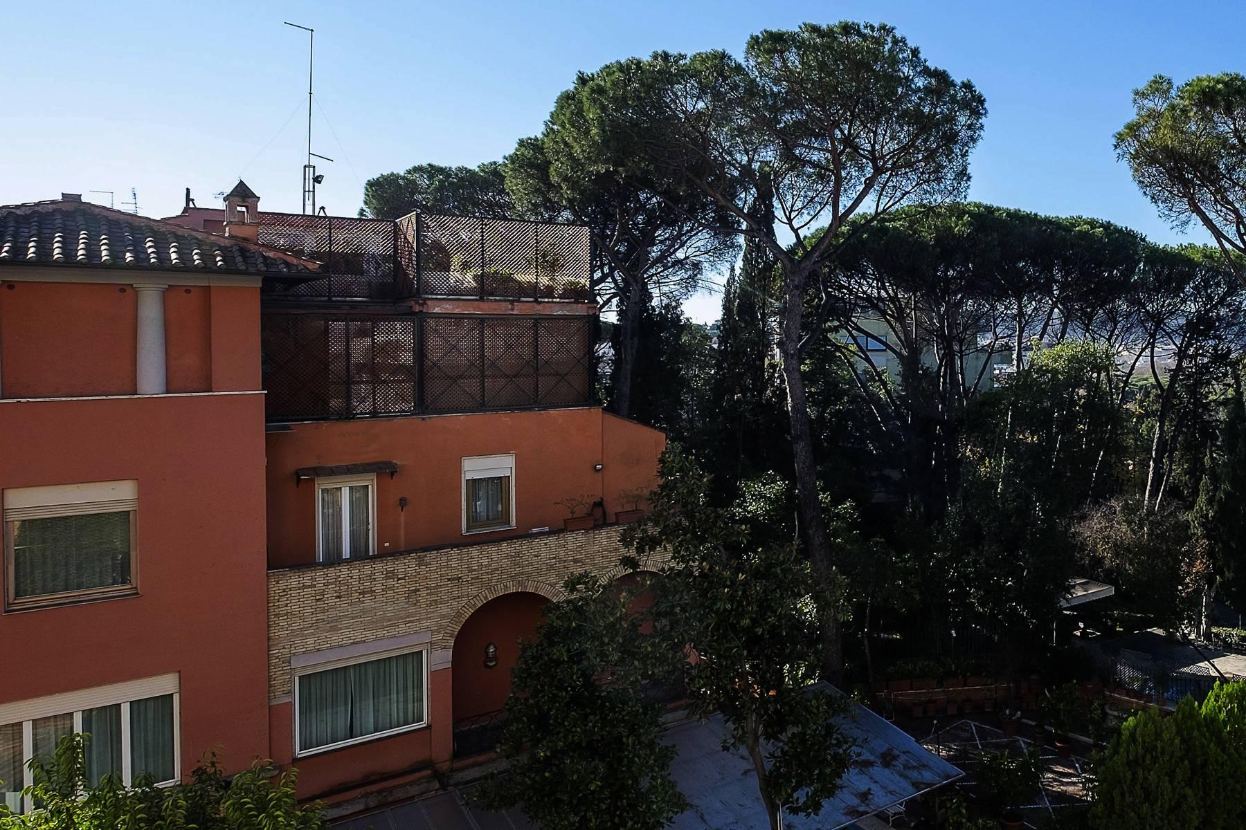 Престижная квартира в районе Париоли с панорамным видом - 20