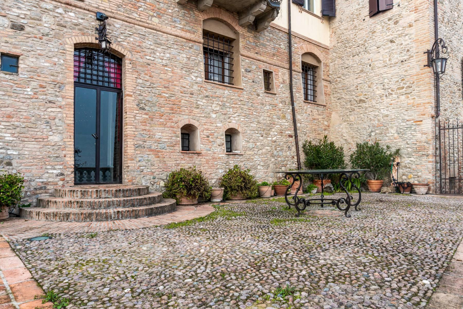 Historic residence dating back to the XVI Century, completely renovated - 23