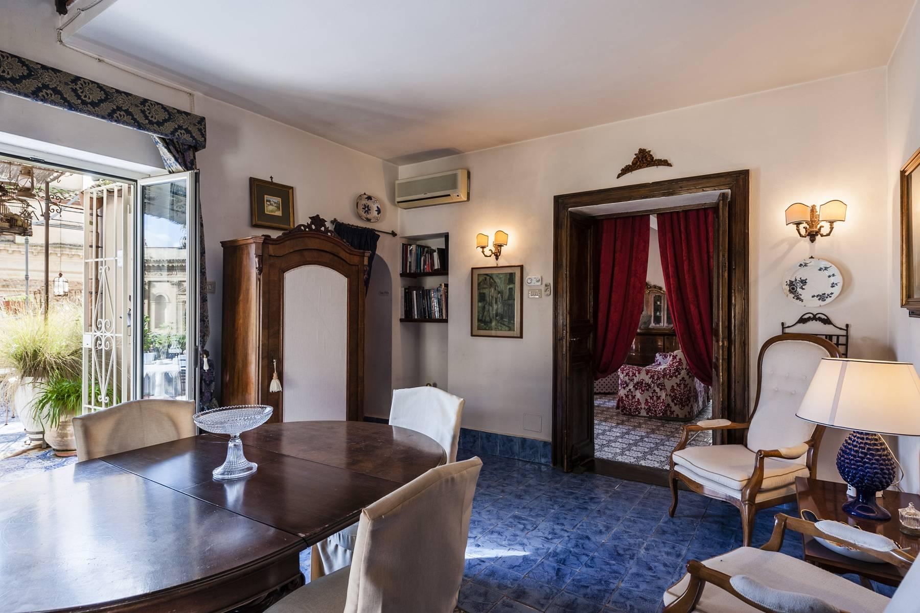 Elegante Wohnung in Palazzo Amari - 3