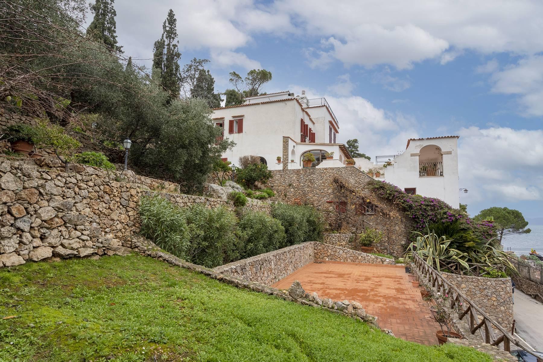 Porto Santo Stefano: Exclusive villa overlooking the sea with private garden - 14