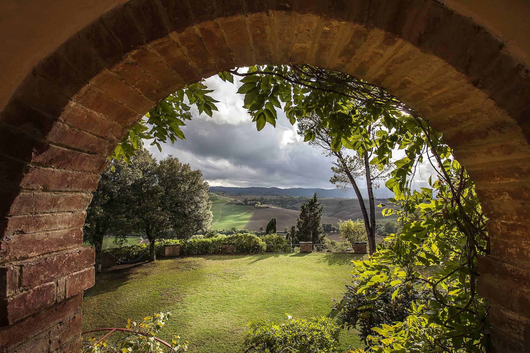 Typical Tuscan villa in Montalcino - 18