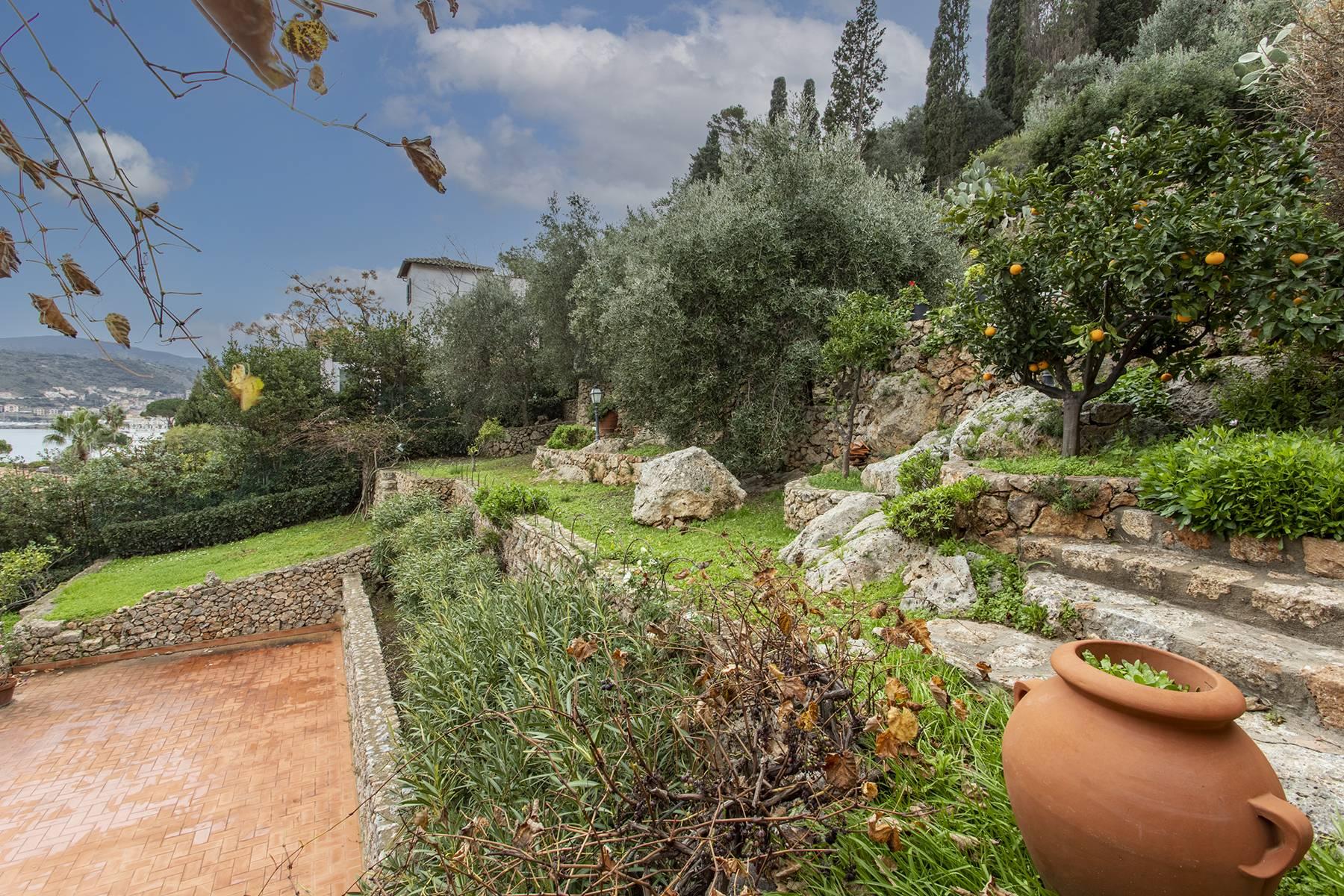 Porto Santo Stefano: Exclusive villa overlooking the sea with private garden - 11