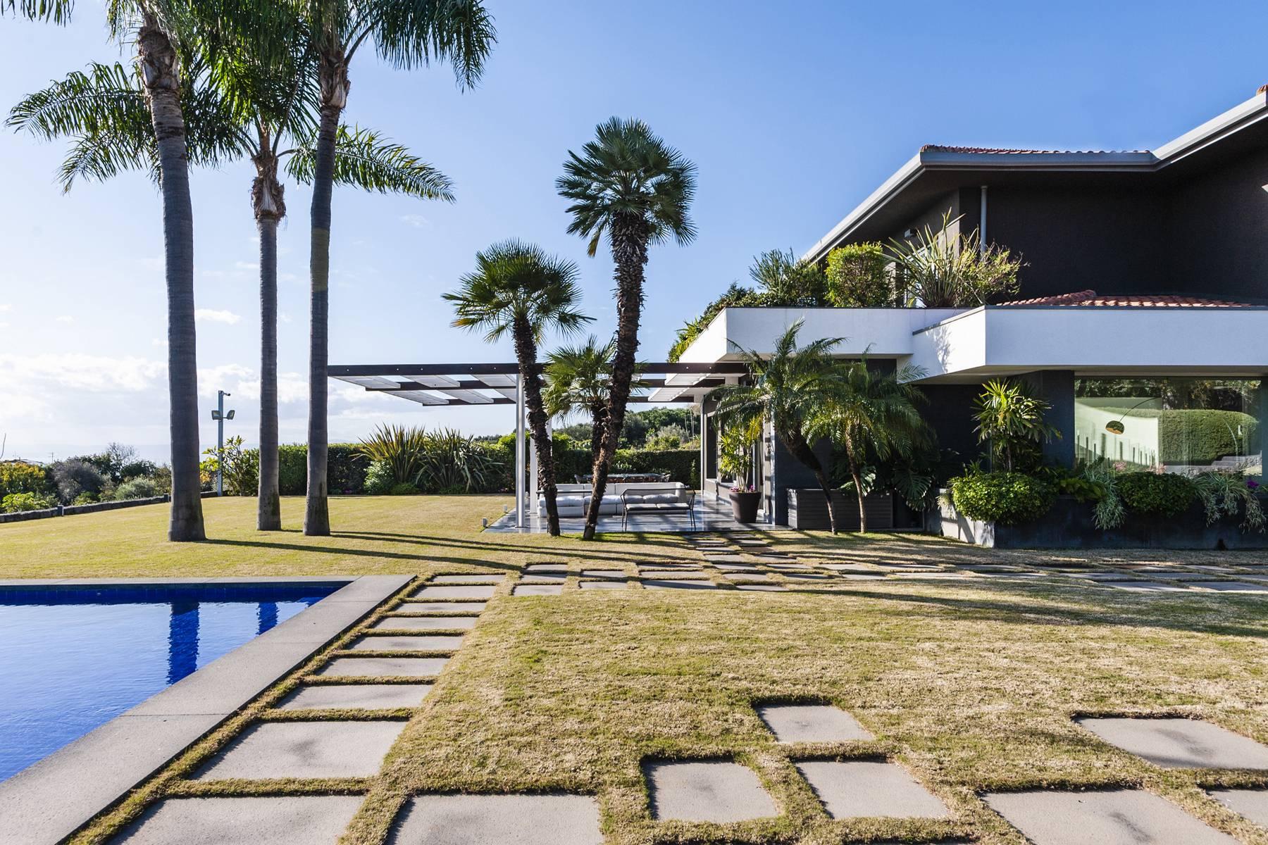 Prestigious villa with pool overlooking the Gulf of Catania - 21
