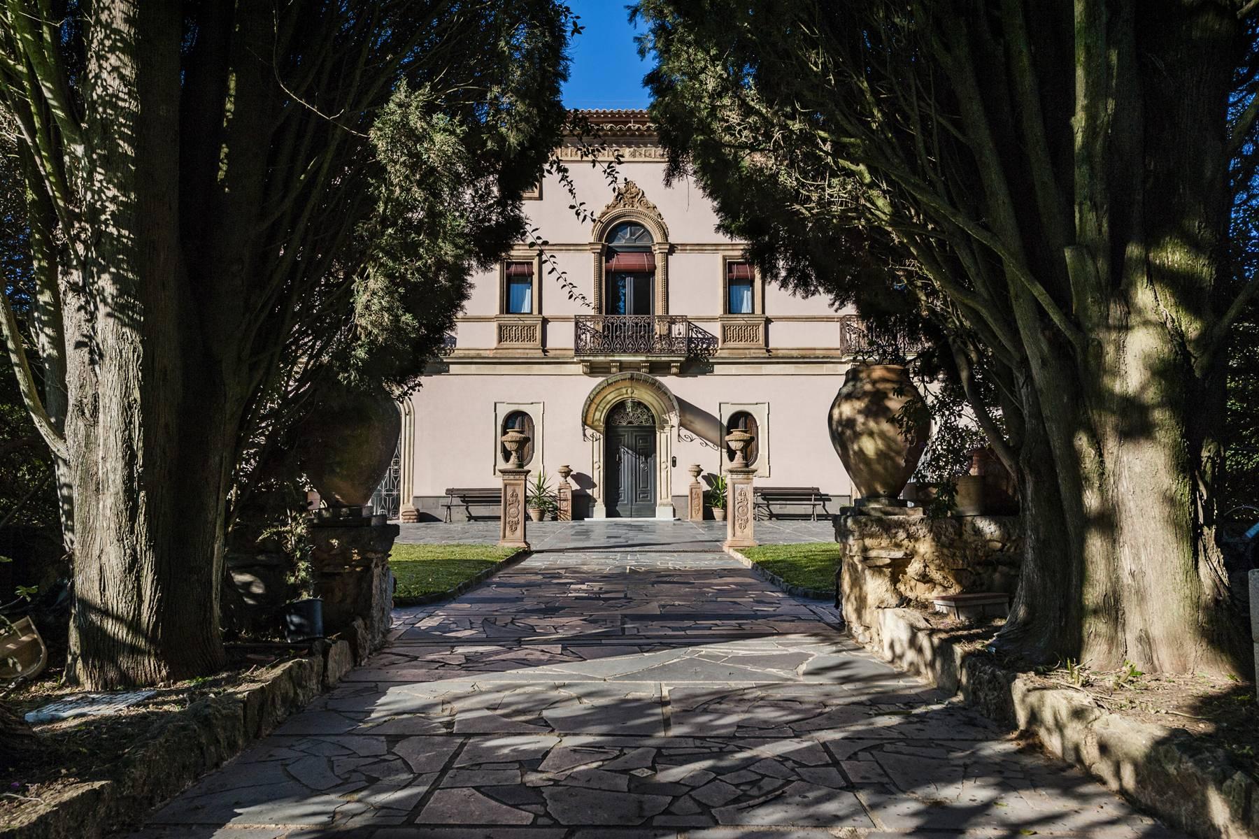 Elegante aristokratische Villa im Herzen Siziliens - 2