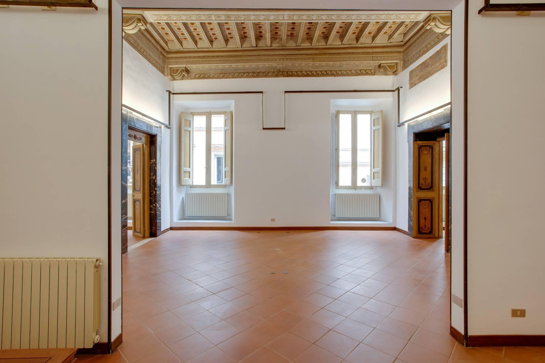 Elegante ufficio in palazzo storico a due passi dal Pantheon - 10