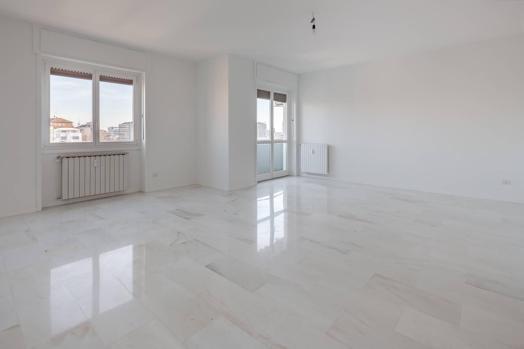 Large renovated apartment in Piazzale Accursio - 1