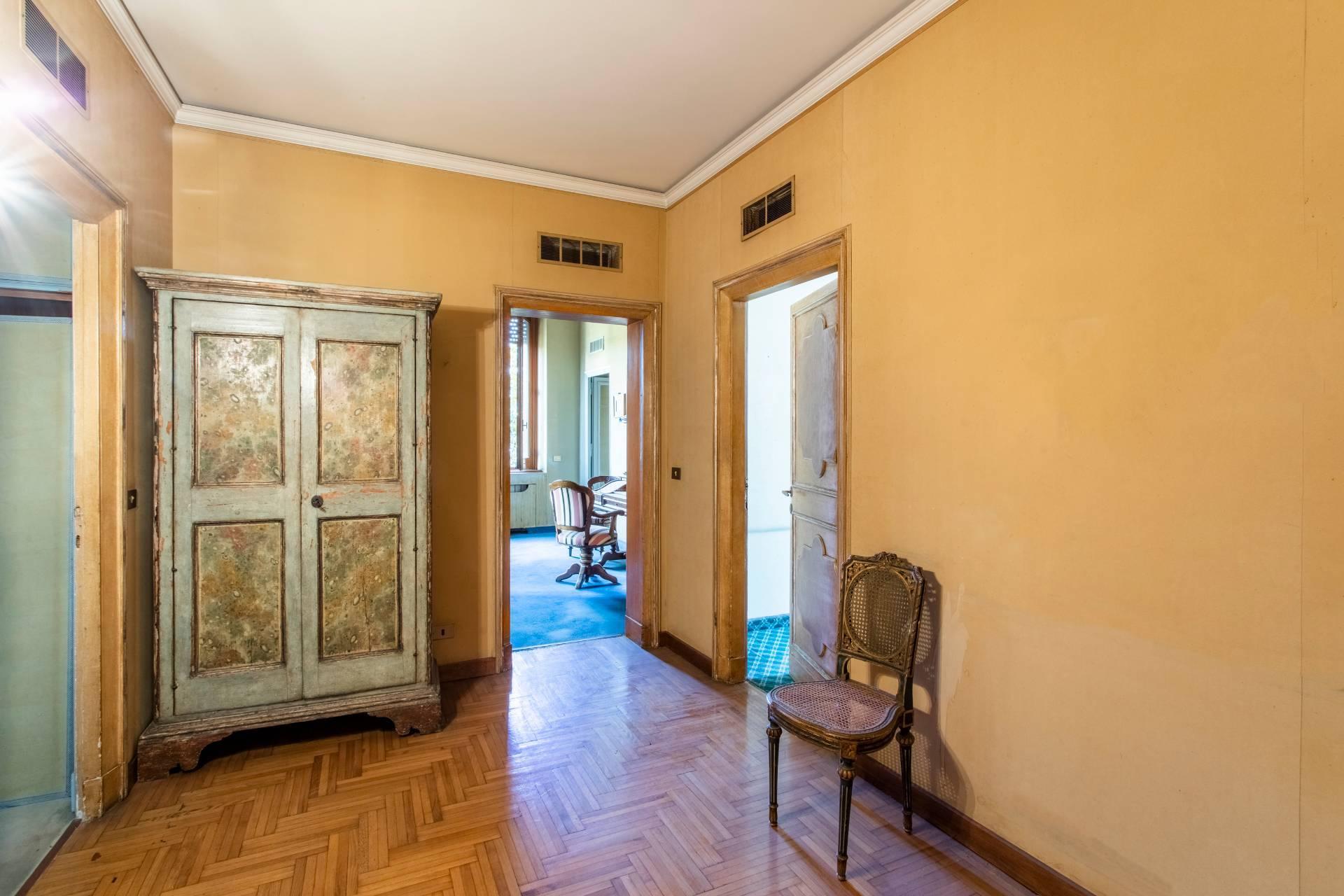 Panoramic and large apartment, a stone's throw from Piazza del Popolo - 18