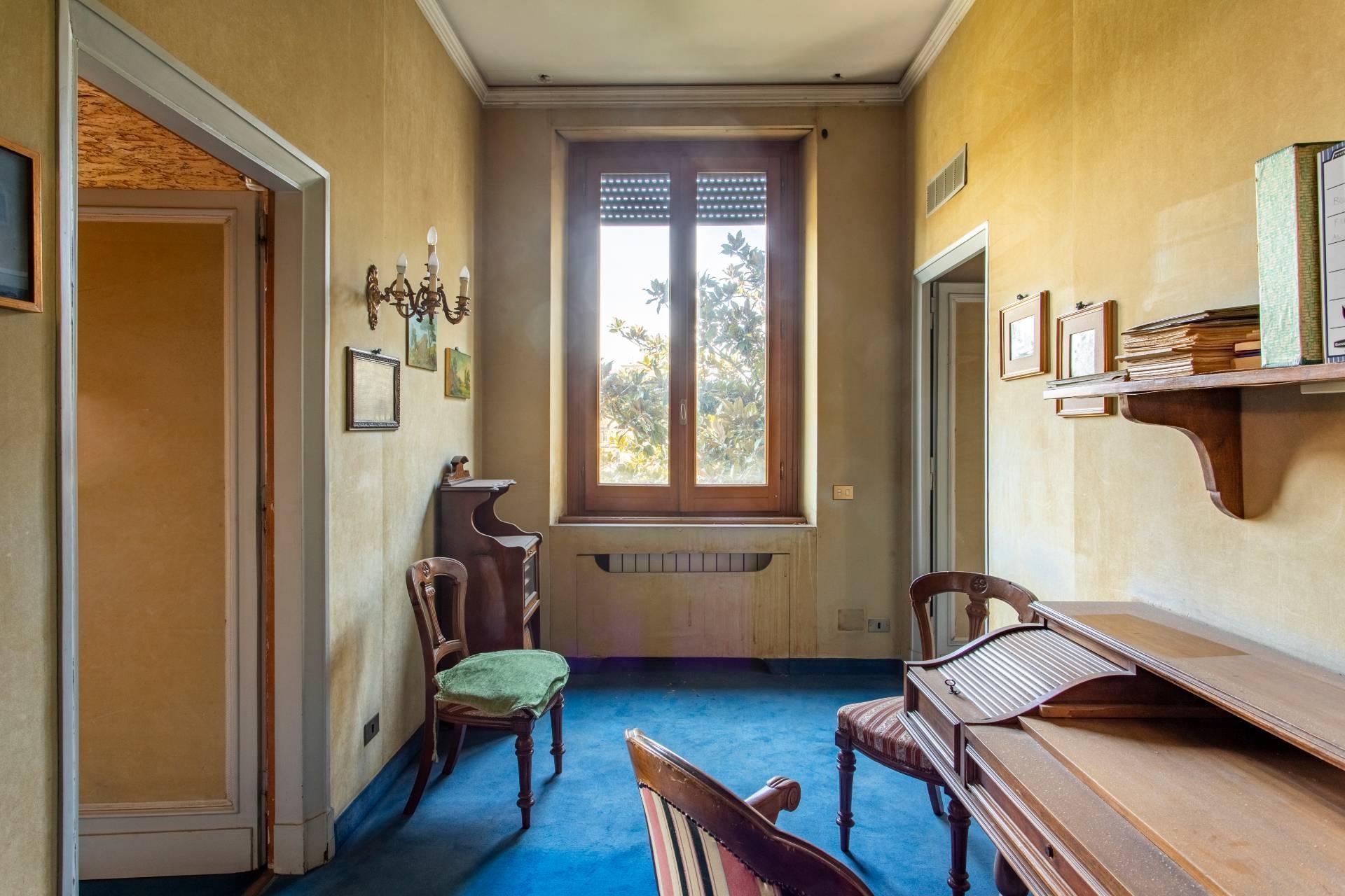 Panoramic and large apartment, a stone's throw from Piazza del Popolo - 20