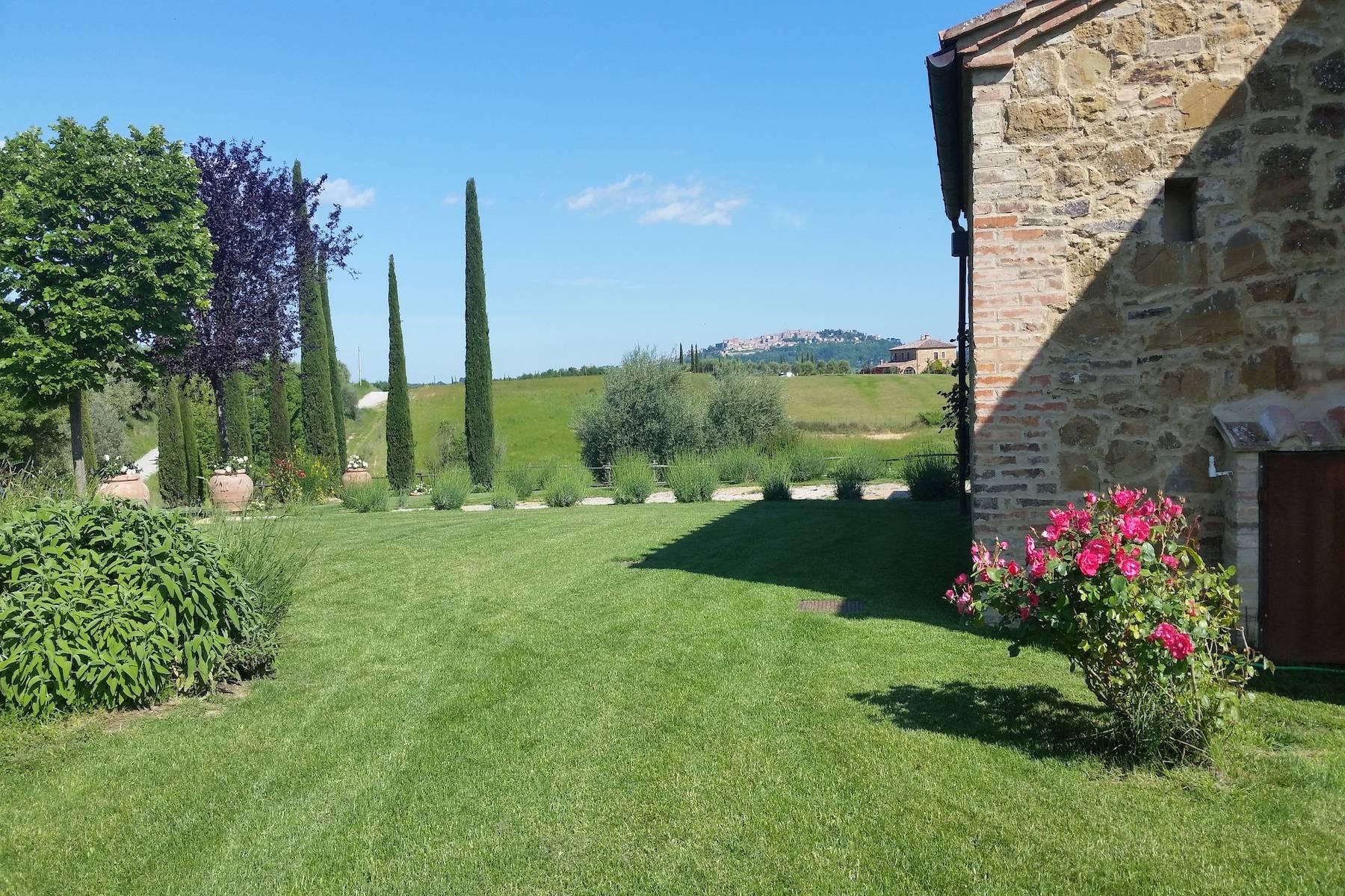 One-of-a-kind luxury estate in the heart of Val d'Orcia - 4