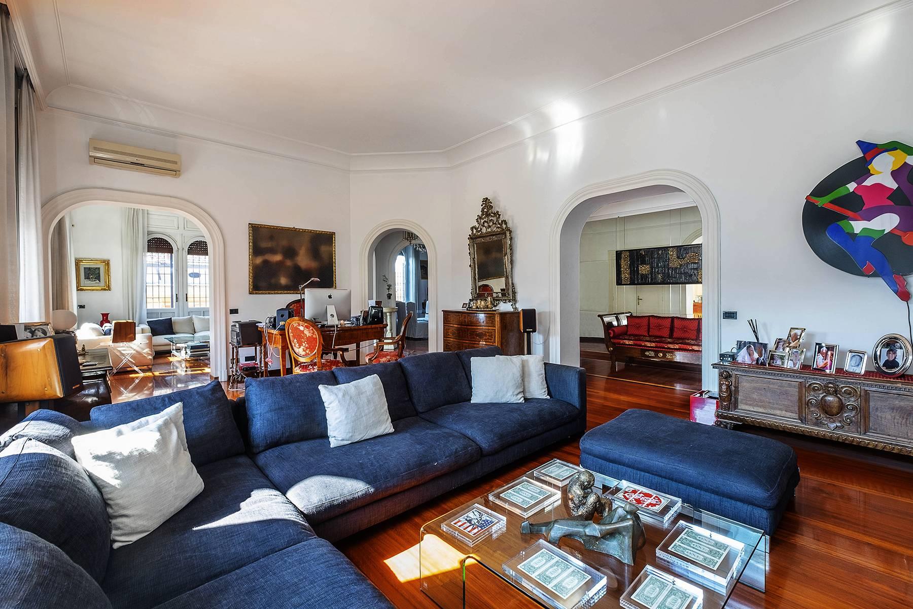Superb penthouse located in an elegant Coppedè-style building - 5