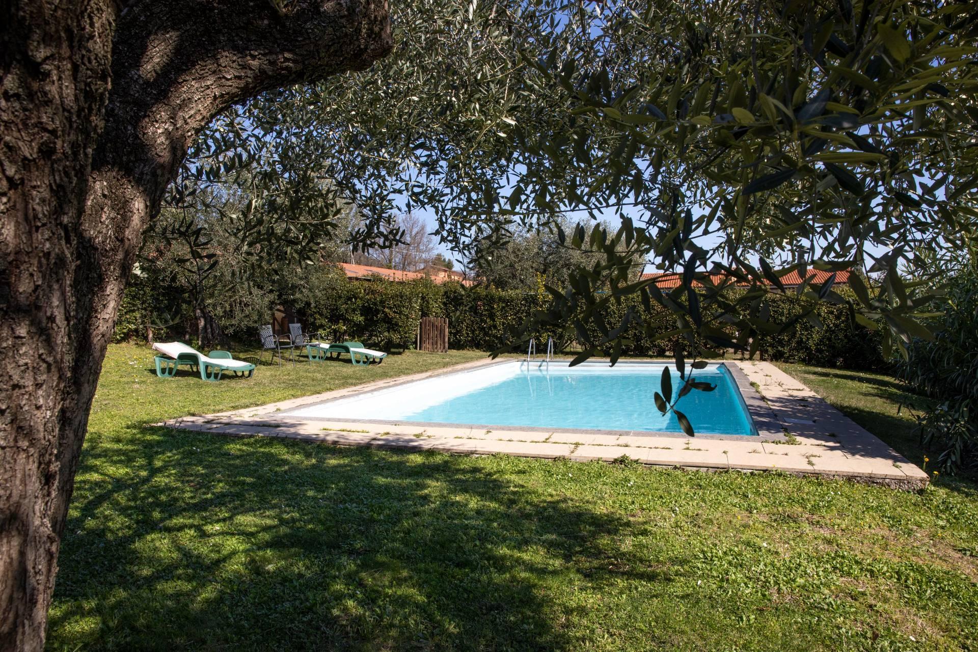 Country House with swimming pool and 10.000 acres of land immersed in an enchanting landscape - 5
