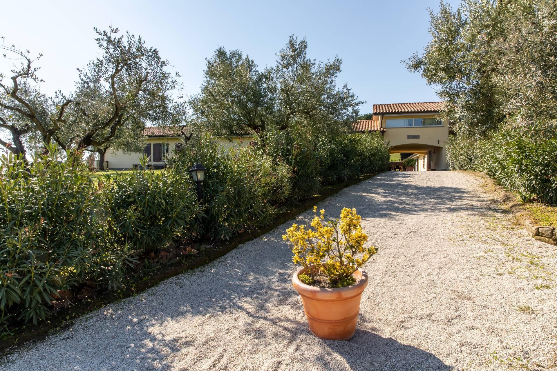 Old Stable finely restored in a Country House in an enchanting landscape out of Rome - 41