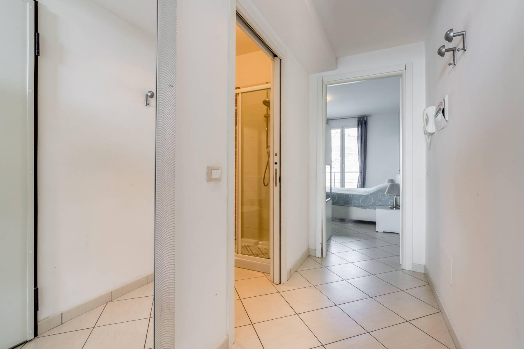Luminoso appartamento ad Albenga con vista panoramica - 10