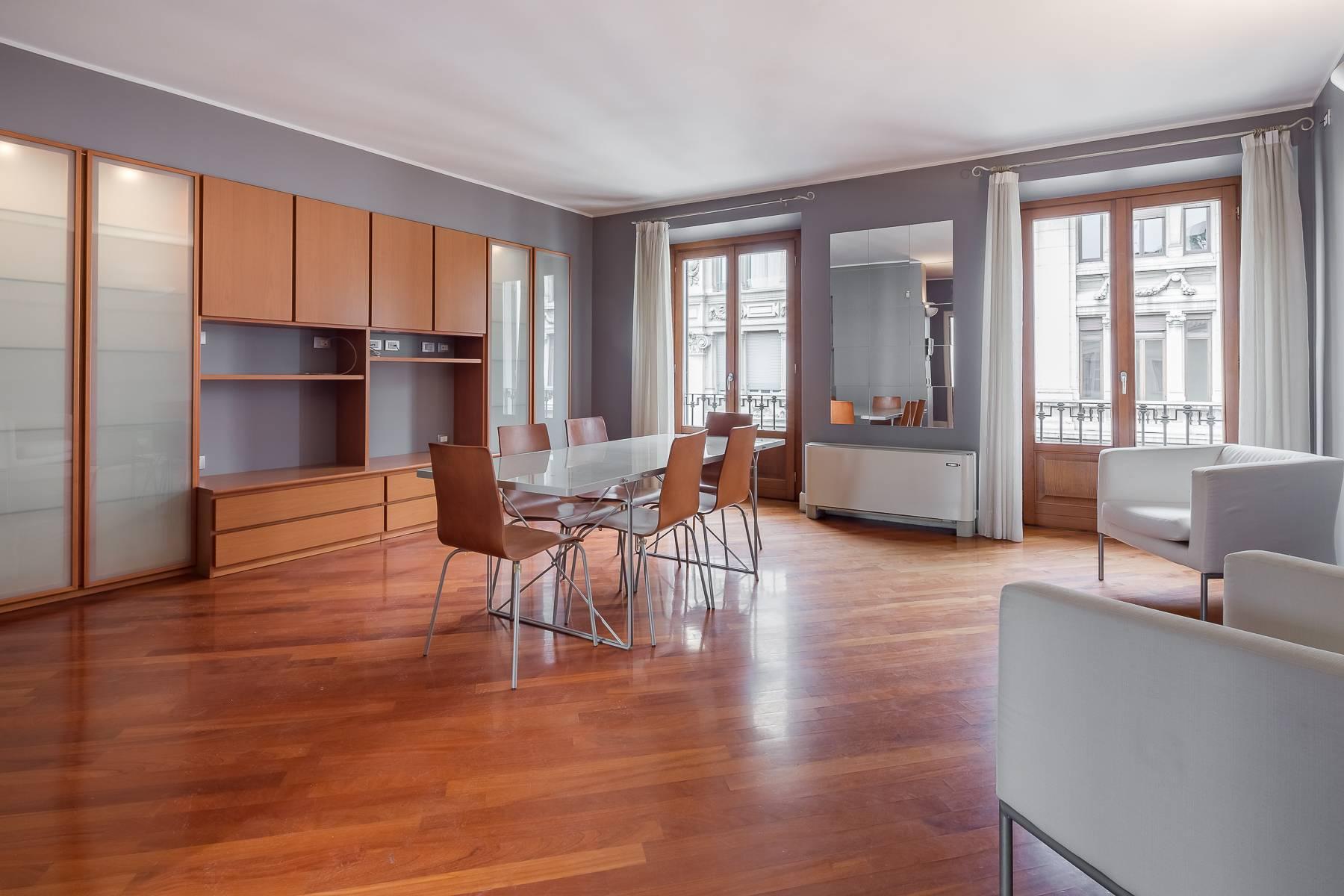 Nice and large one-bedroom apartment on the top floor in the Duomo area - 1