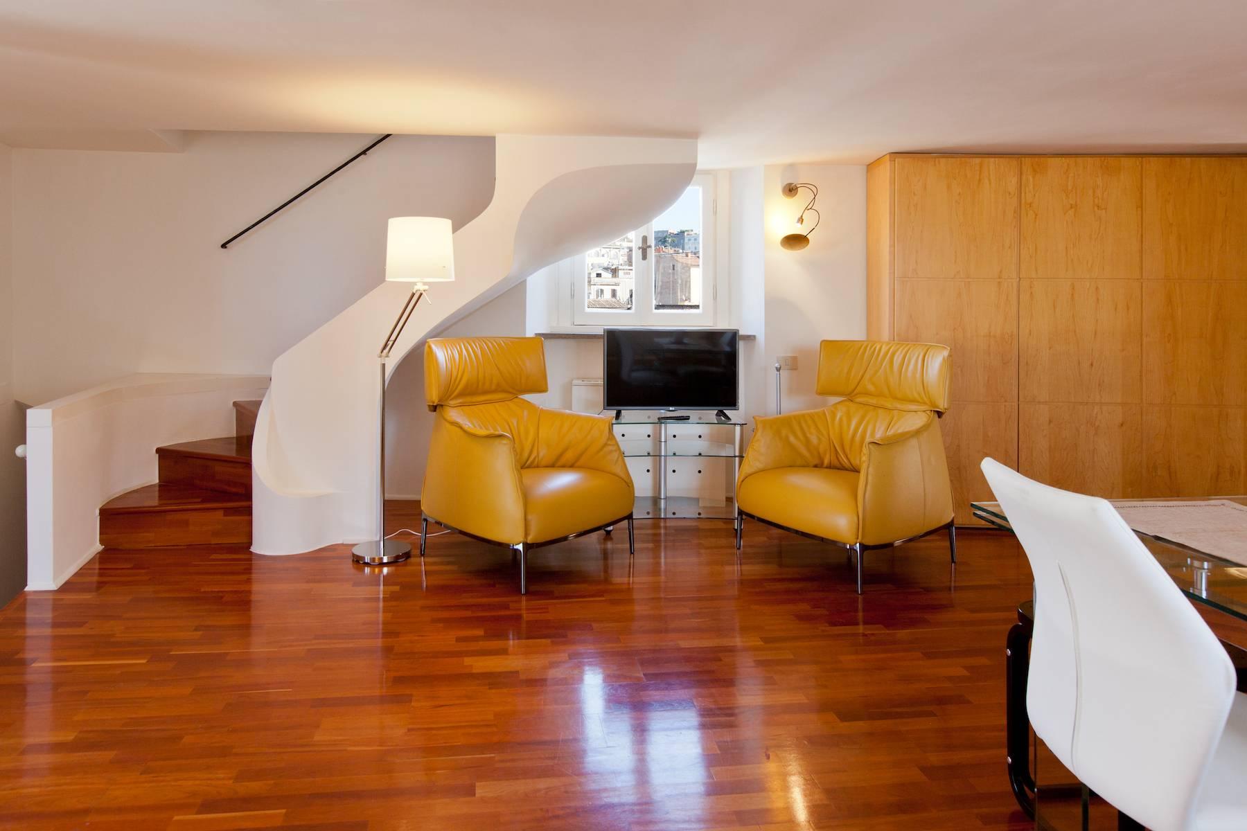 Charming penthouse located few steps from Piazza di Spagna - 10