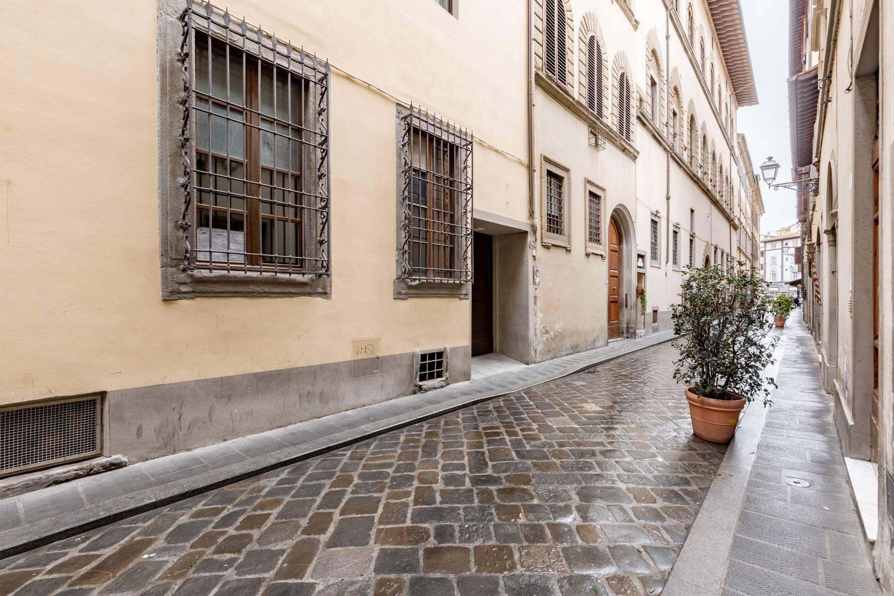 Beautiful luxury apartment in one of the most iconic areas of Florence - 22