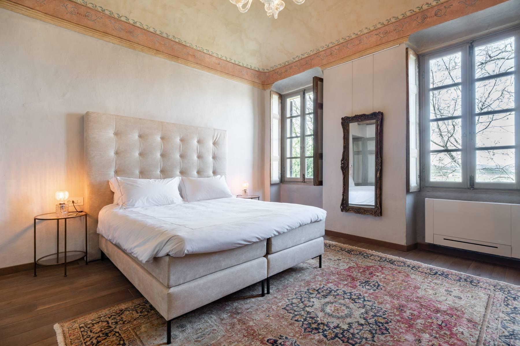 Renommierte historische Villa auf dem Hügel von Nizza Monferrato - 10