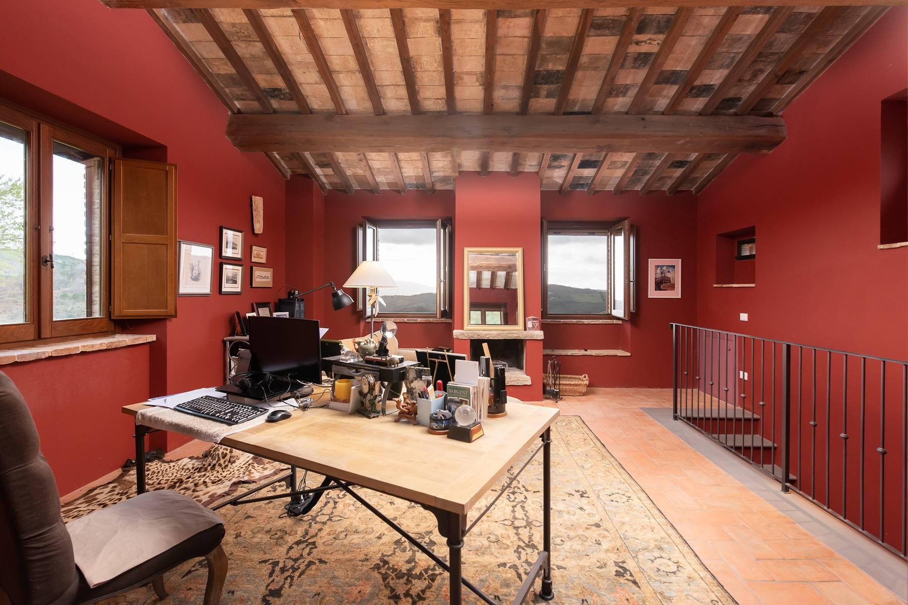A perfectly restored stone house in enchanting valley between Perugia and Gubbio - 21