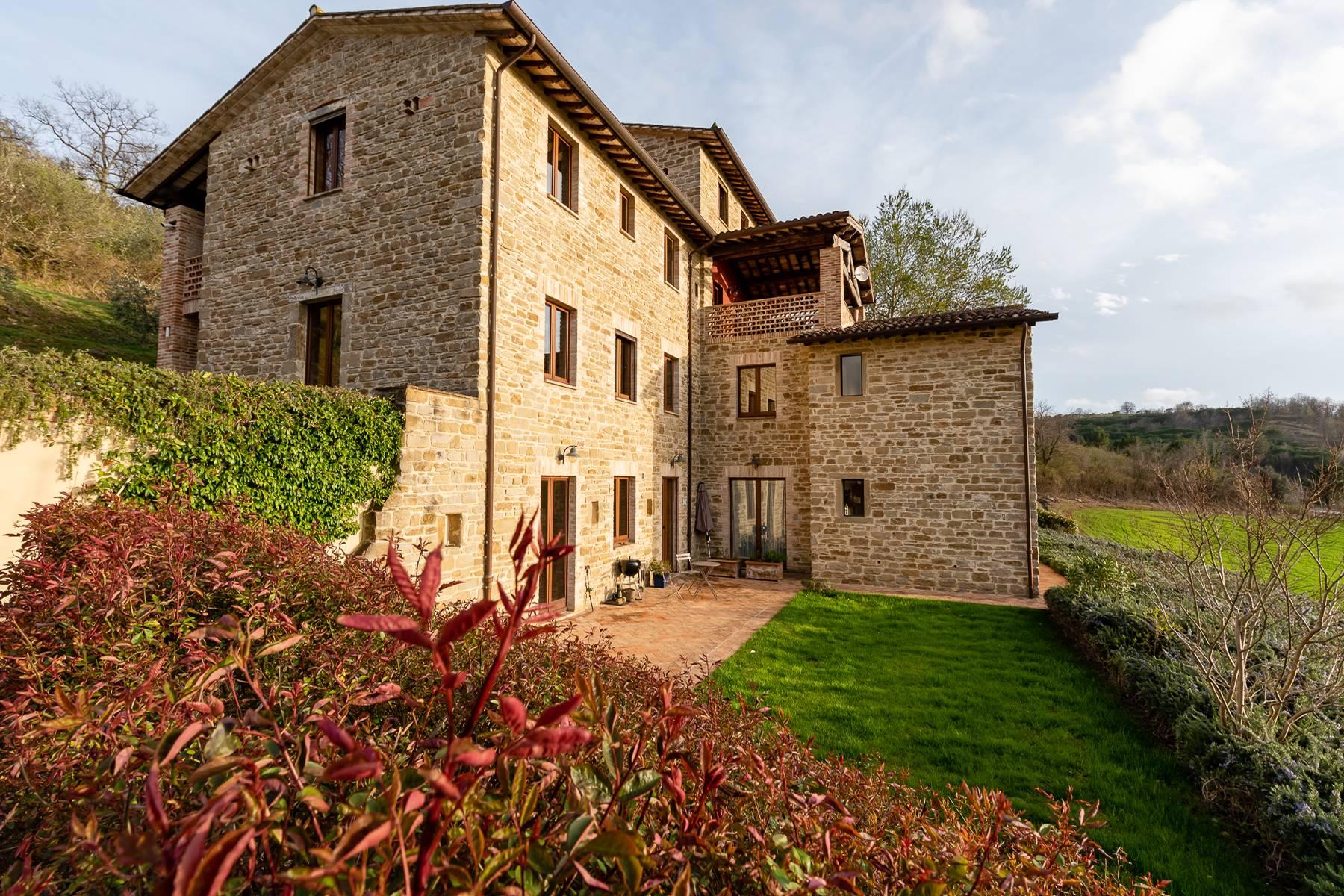 A perfectly restored stone house in enchanting valley between Perugia and Gubbio - 26