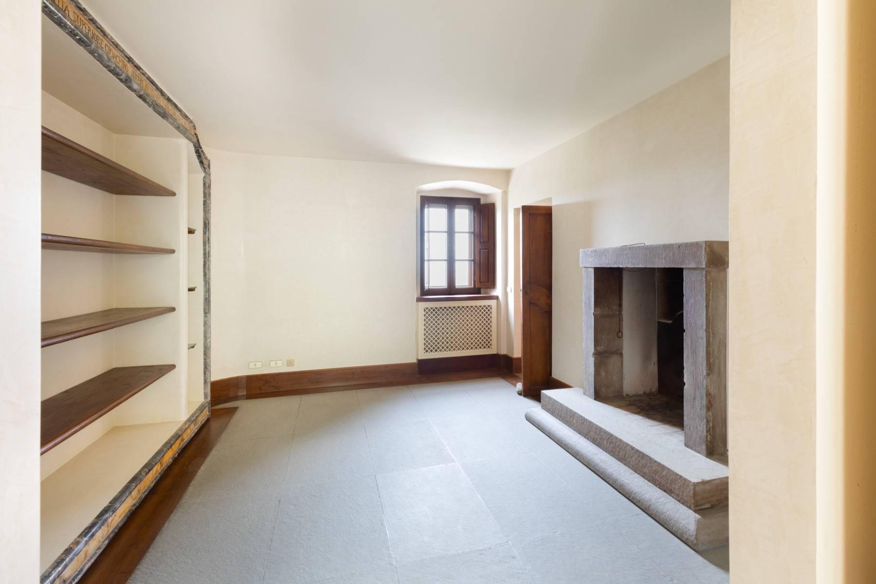 Historical villa dating back to the XVII century overlooking Arezzo - 22