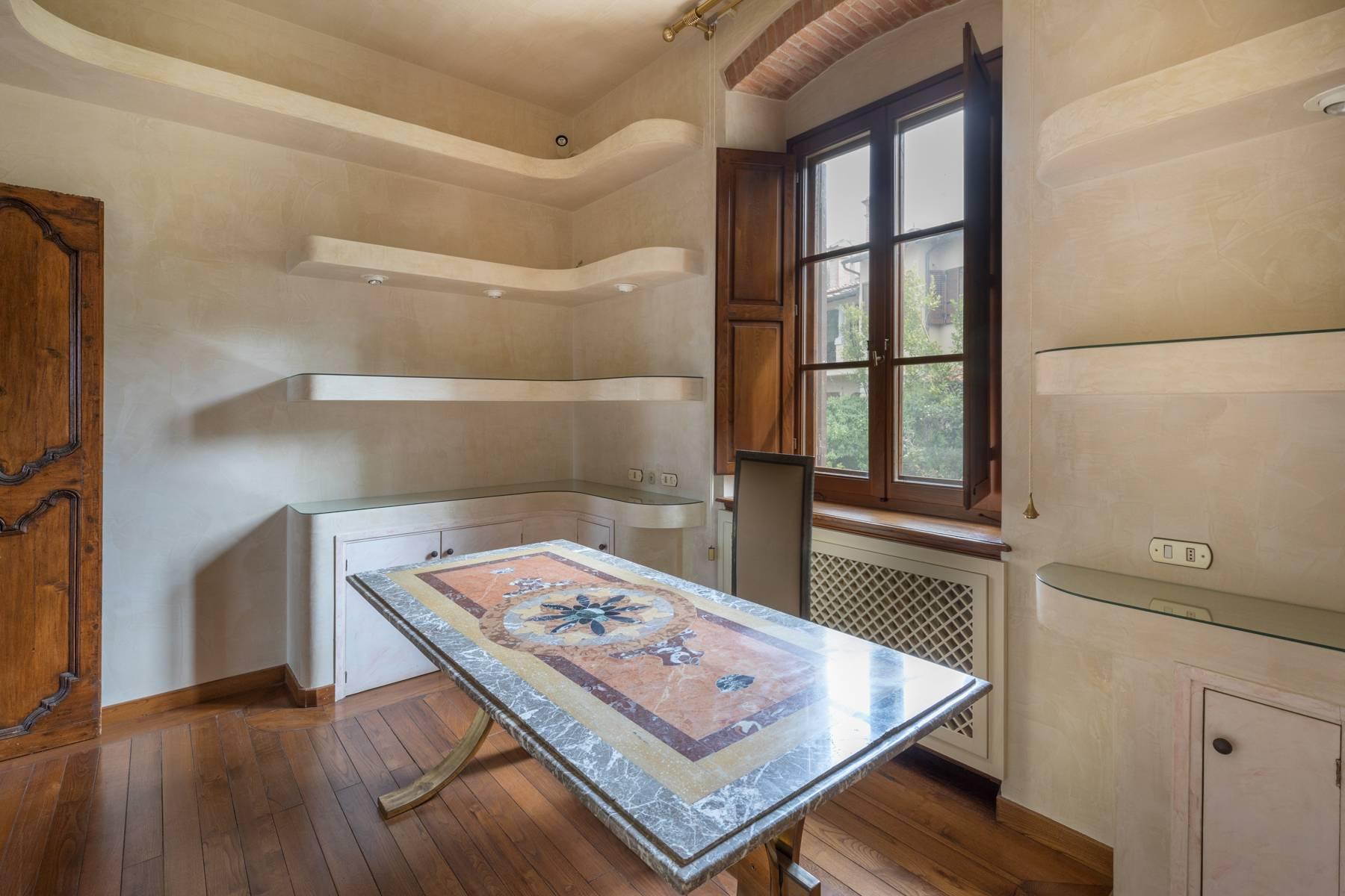 Historical villa dating back to the XVII century overlooking Arezzo - 19