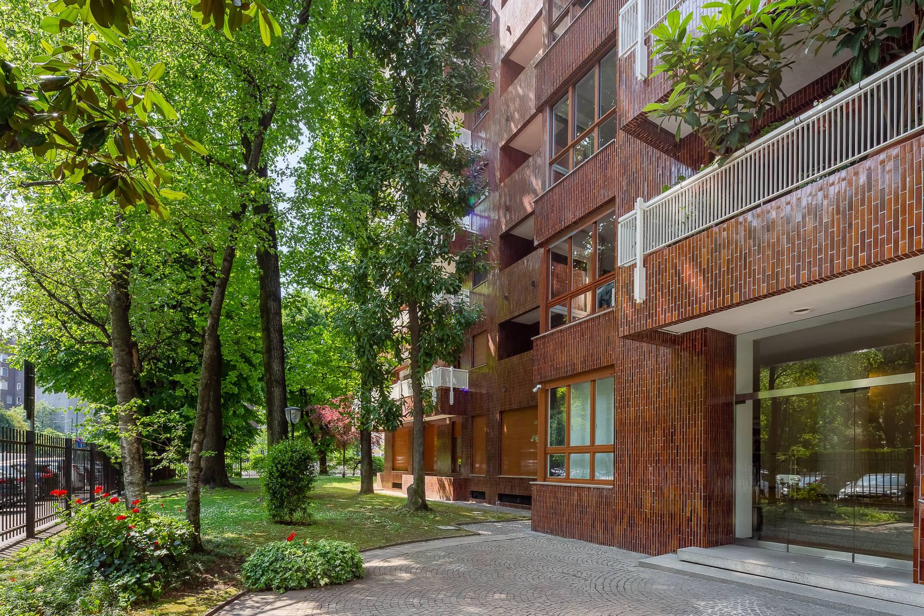 Elegant apartment surrounded by greenery in the Buonarroti area - 25