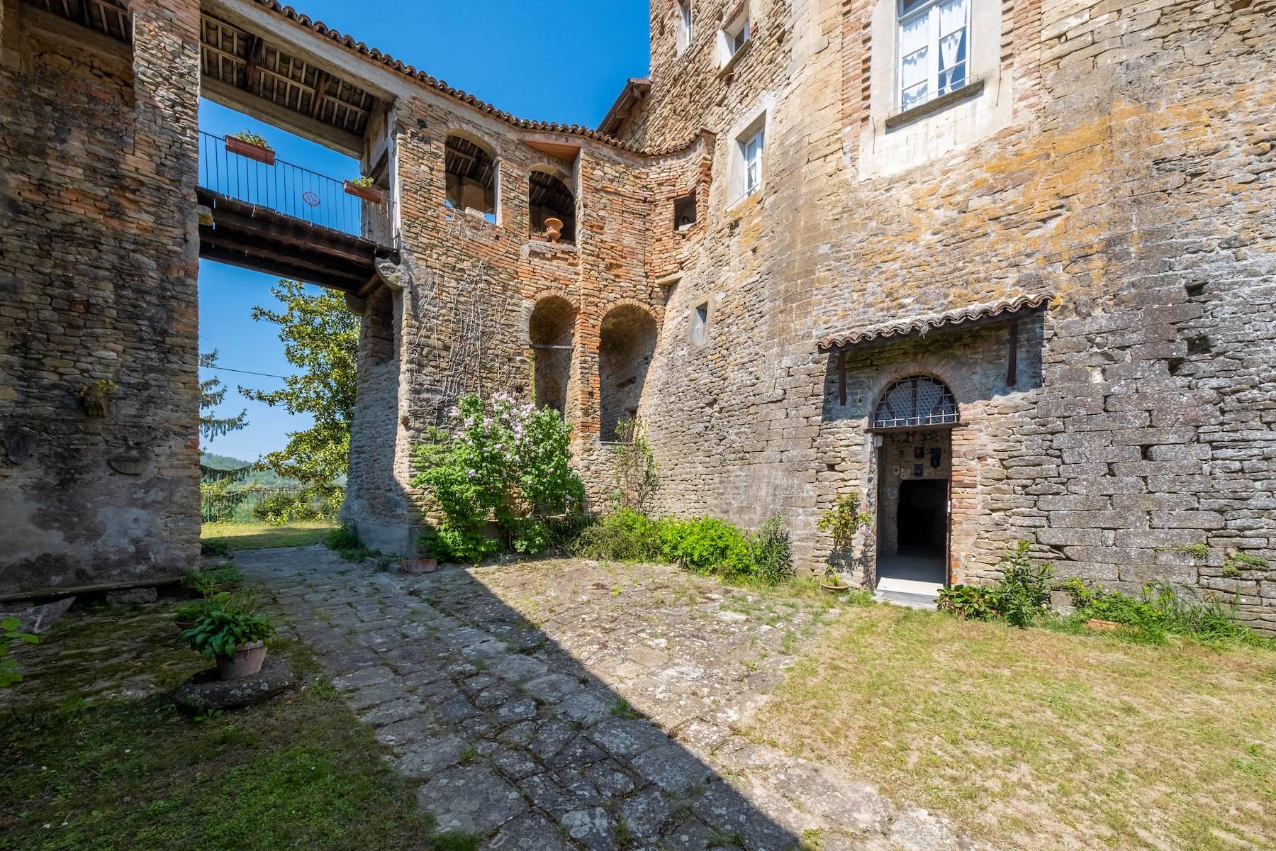 Ancient castle nestled in the renowned Langhe hills - 30