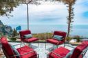 Straordinaria villa di design con piscina a strapiombo sui Faraglioni, in vendita, Capri | Sotheby’s Realty Italy - 5