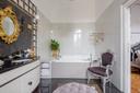 Pregevole e luminoso appartamento in zona Isola, in vendita, Milano | Sotheby’s Realty Italy - 12