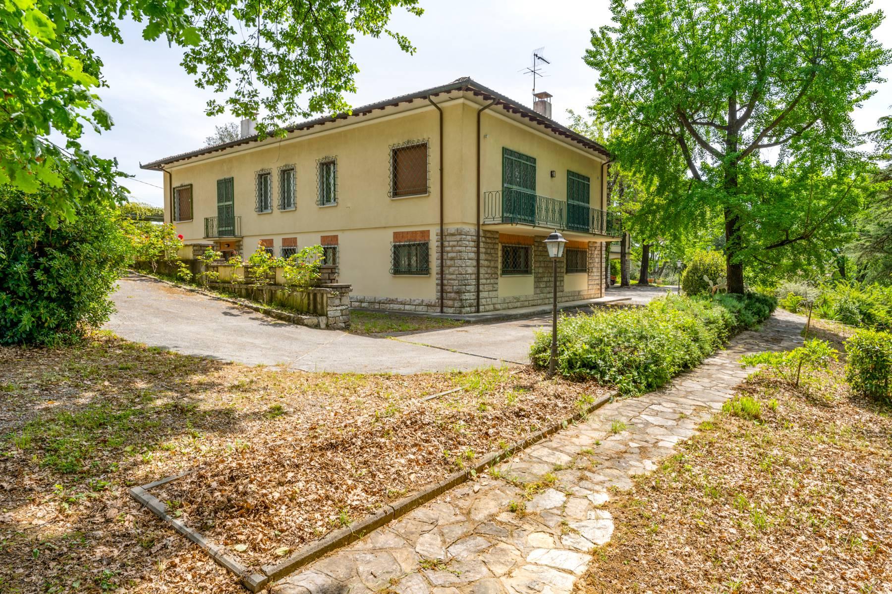 Elegante Villa auf den Hügeln Luccas - 25