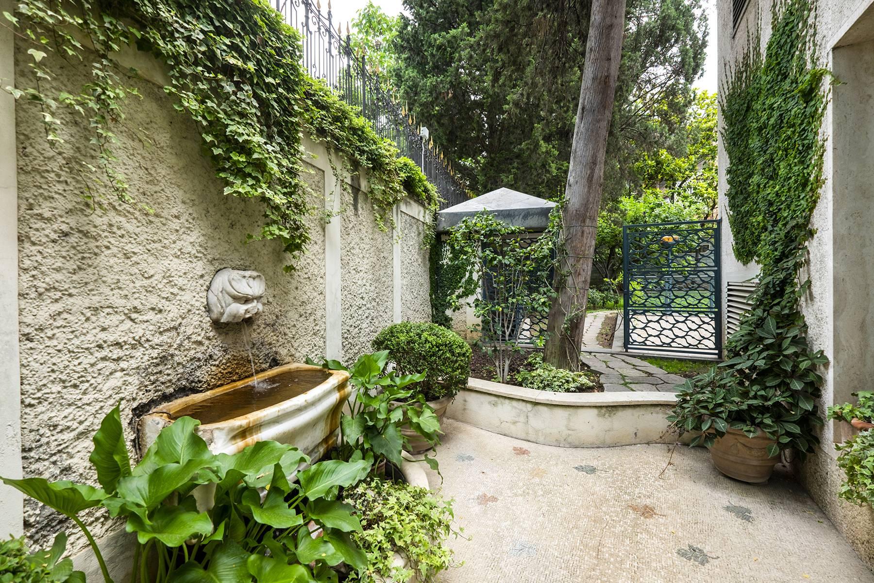 Stunning property a stone's throw from Villa Borghese and Villa Ada - 24