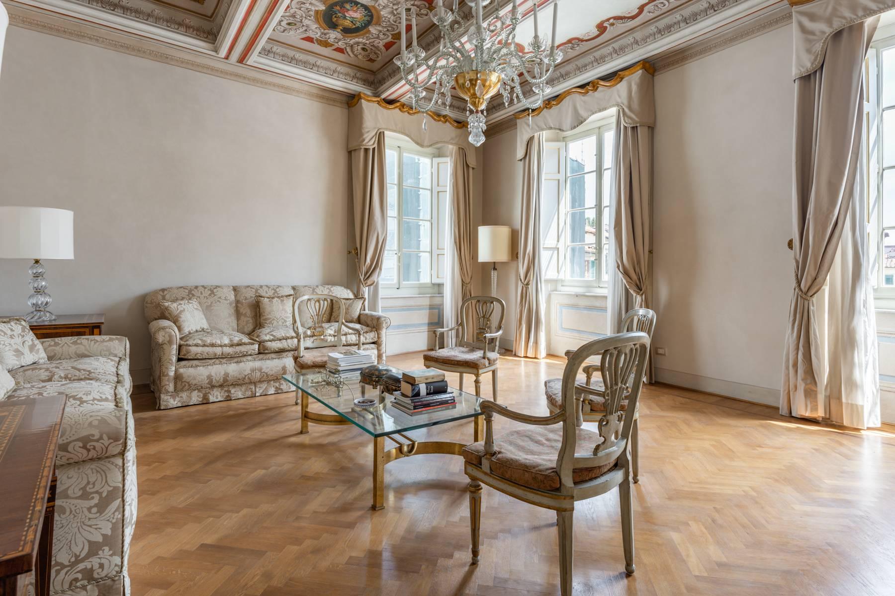 Historic apartments in the heart of Lucca - 12