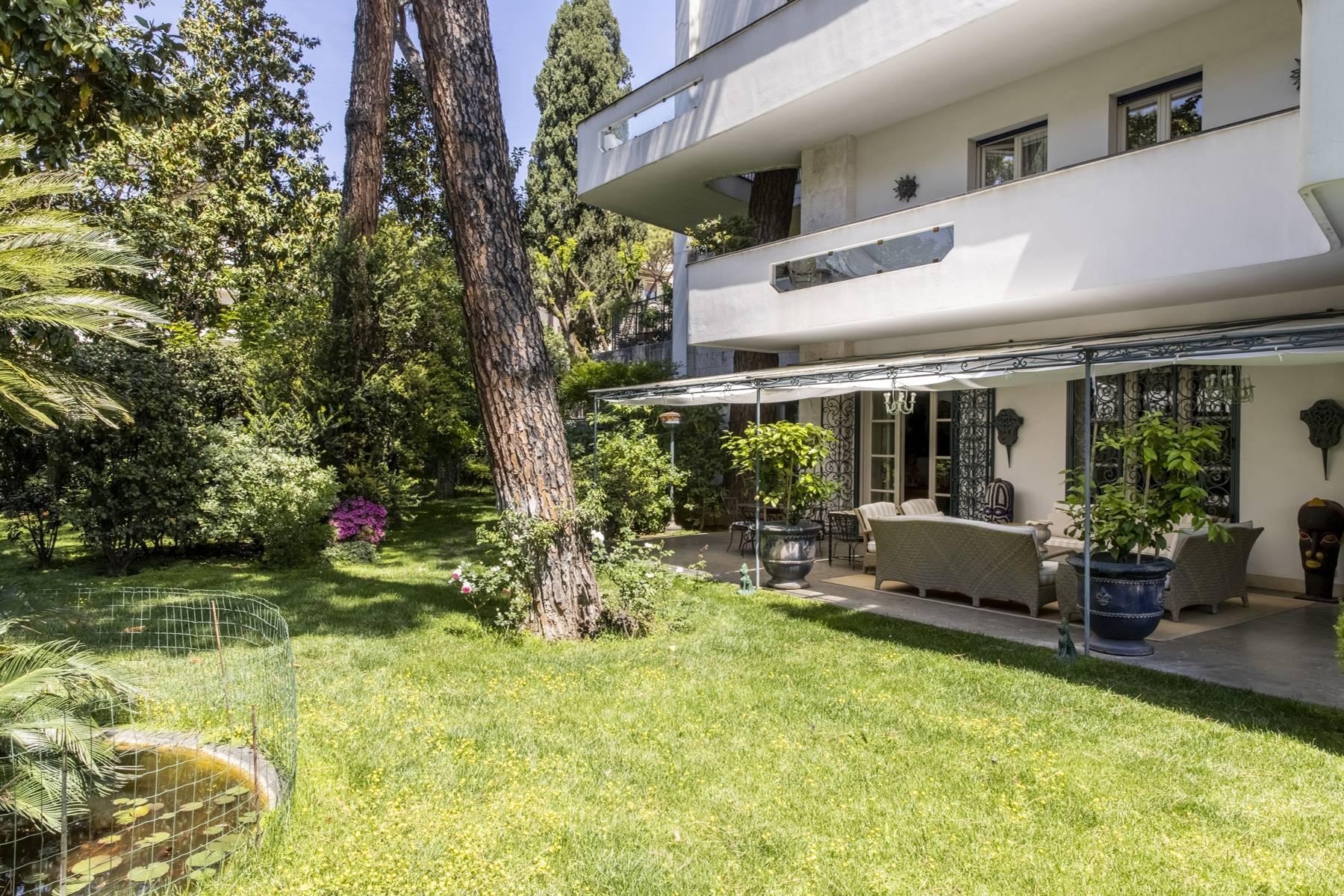Stunning property a stone's throw from Villa Borghese and Villa Ada - 3