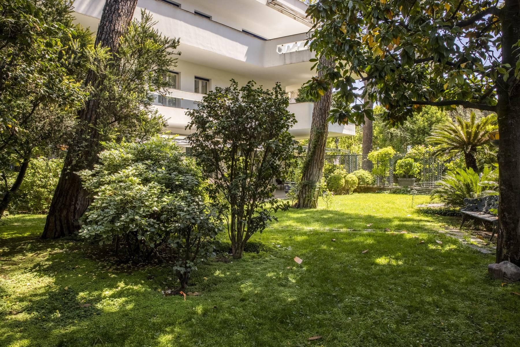 Stunning property a stone's throw from Villa Borghese and Villa Ada - 26