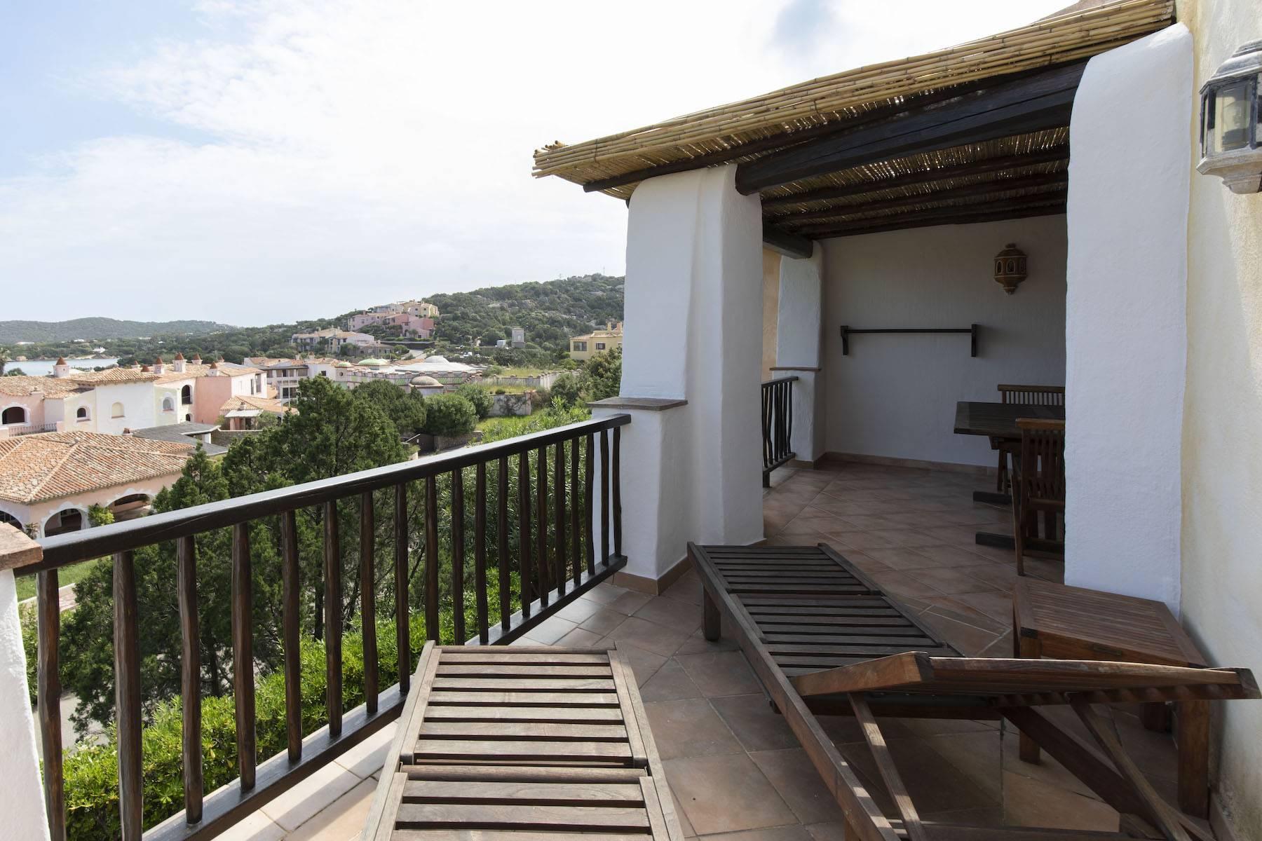 Interesting flat overlooking the beach of Liscia di Vacca - 11